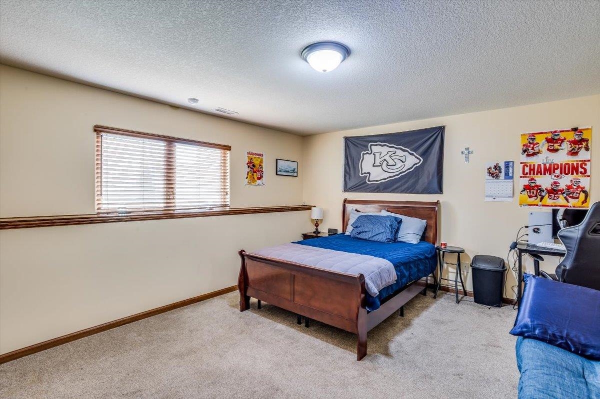 14108 W Taylor Cir, Wichita, Kansas image 28