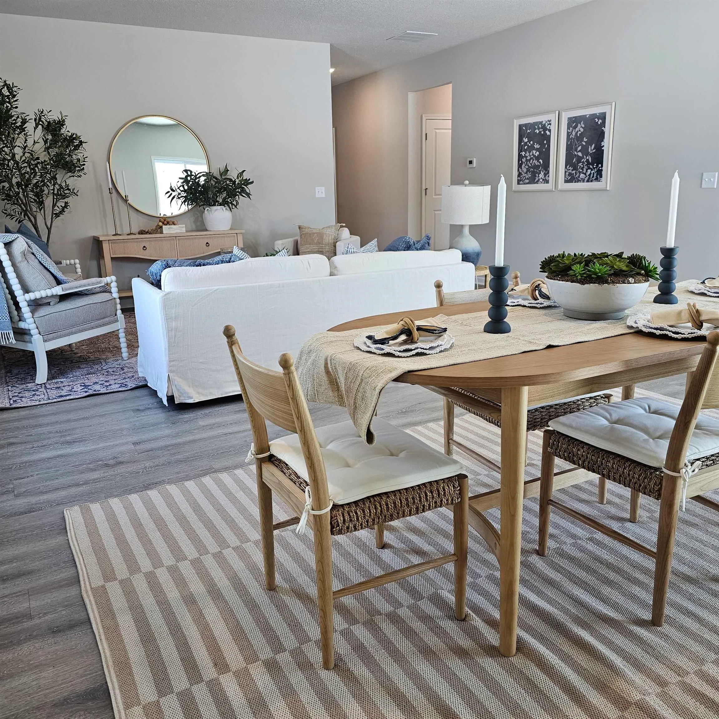 Valley Center, Kansas 67147, United States, 4 Bedrooms Bedrooms, ,2 BathroomsBathrooms,Residential,Active,47173