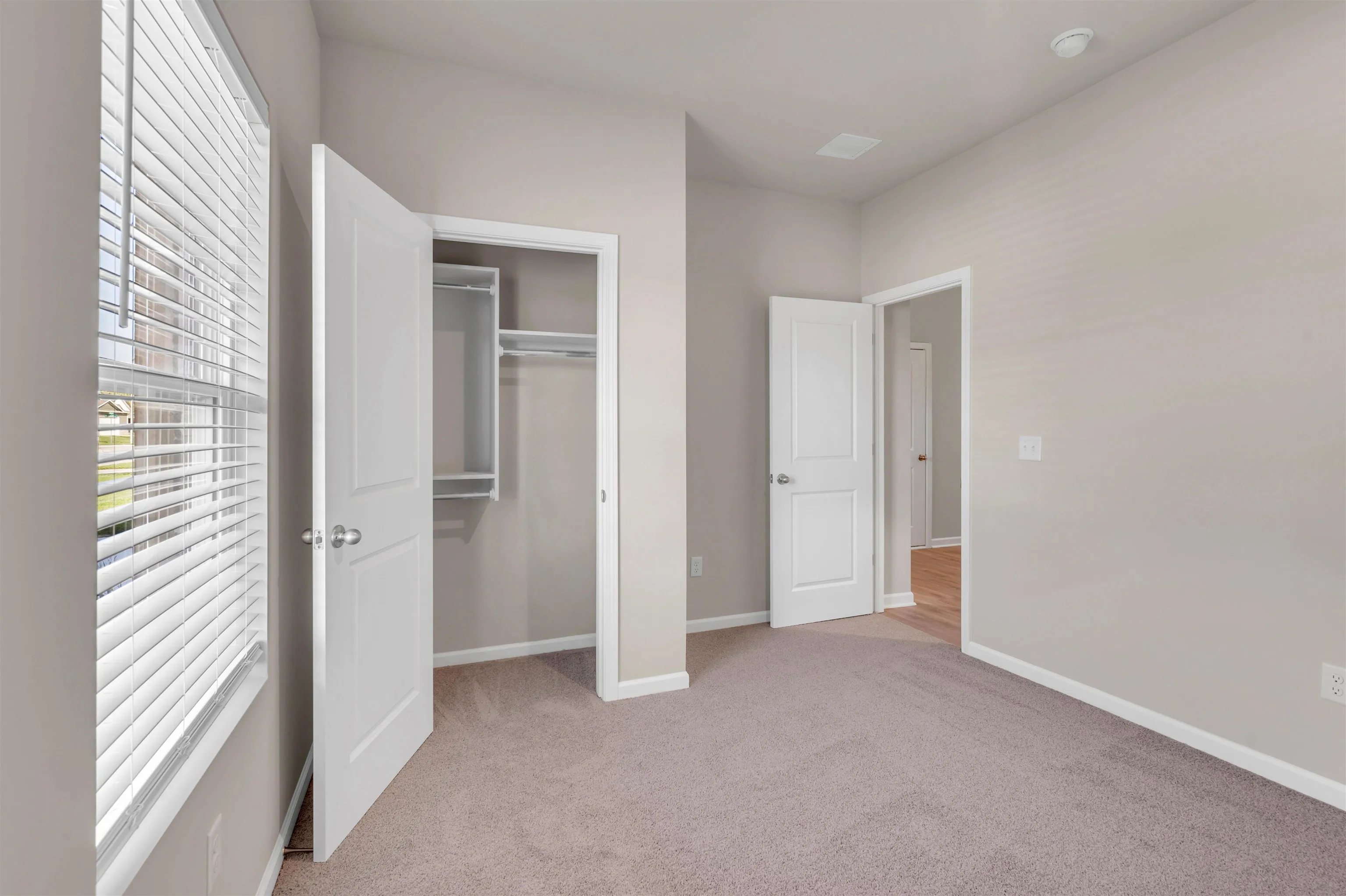 Valley Center, Kansas 67147, United States, 4 Bedrooms Bedrooms, ,2 BathroomsBathrooms,Residential,Active,47173