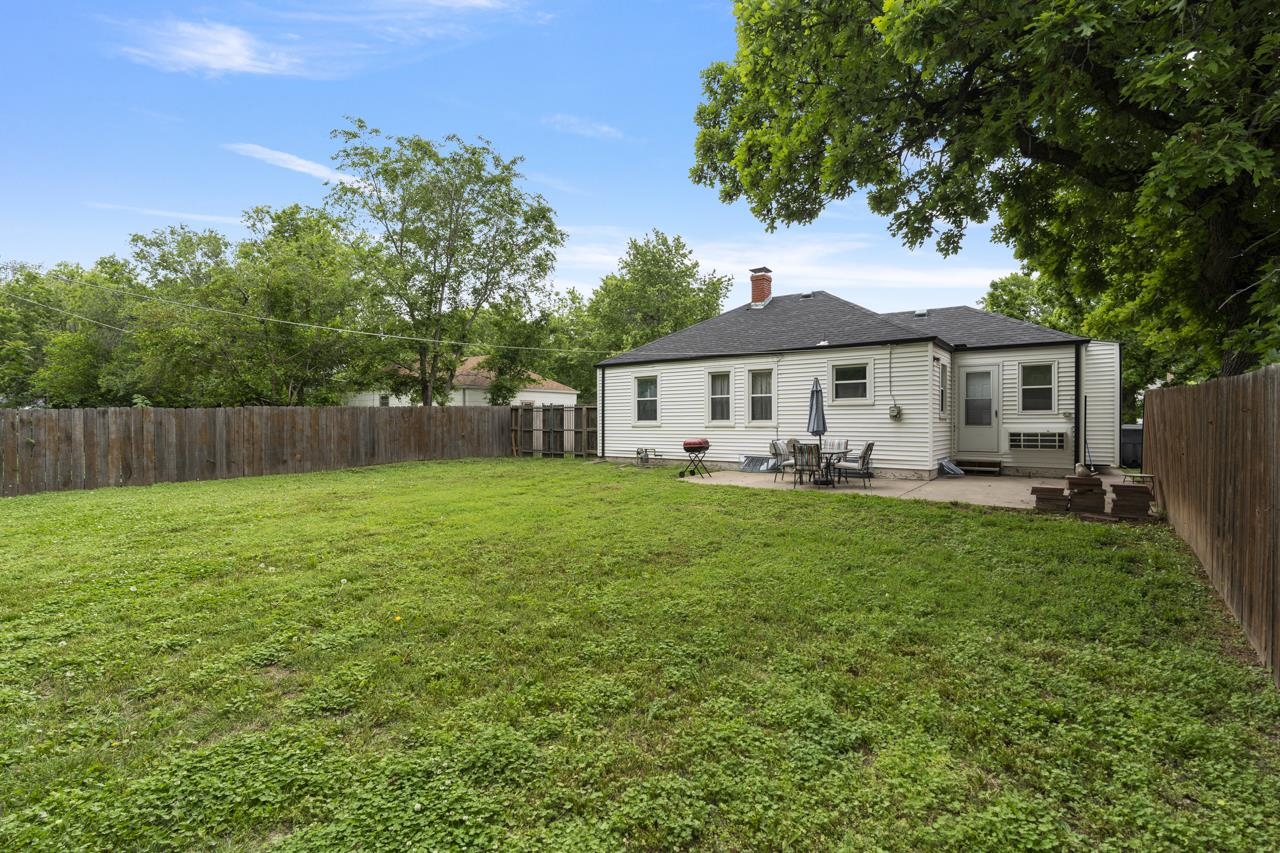 2327 E Aloma St, Wichita, Kansas image 19
