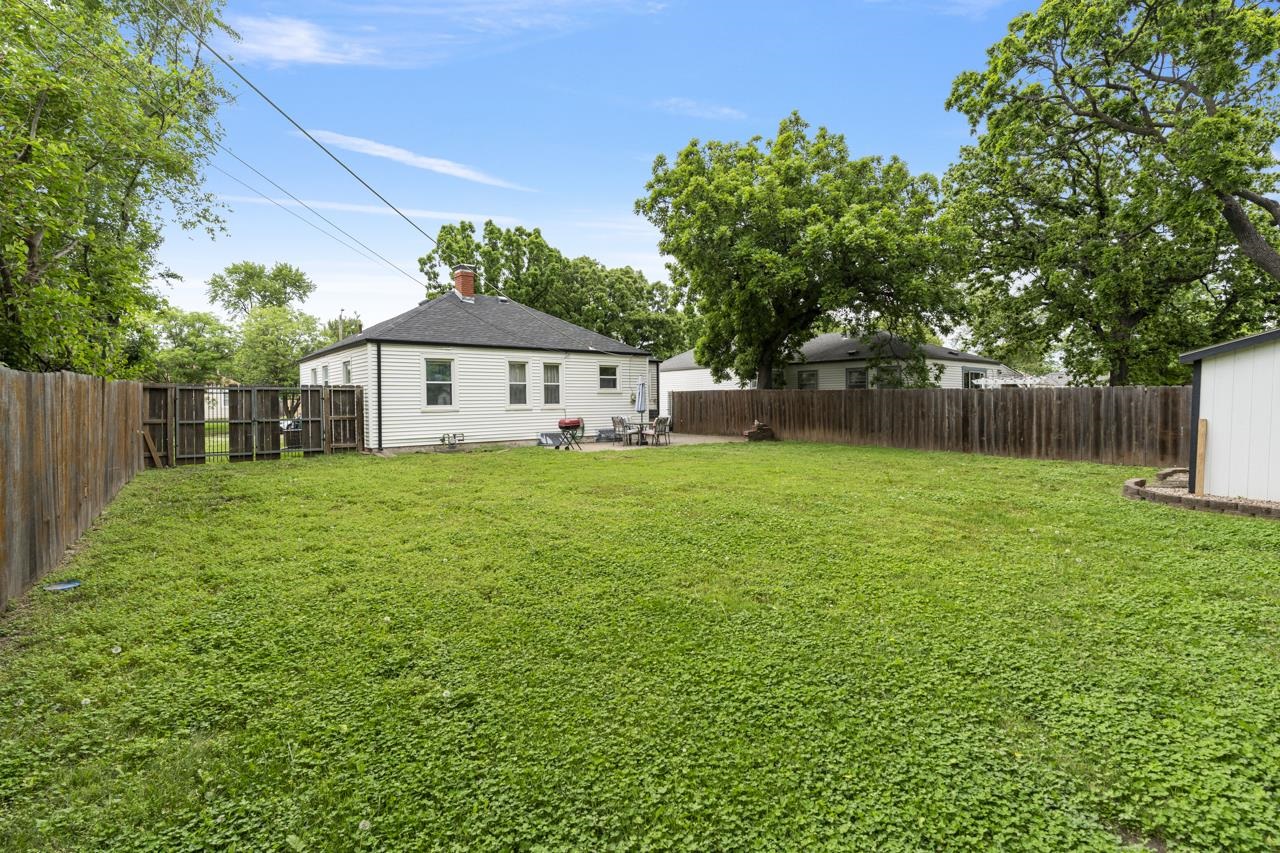 2327 E Aloma St, Wichita, Kansas image 20