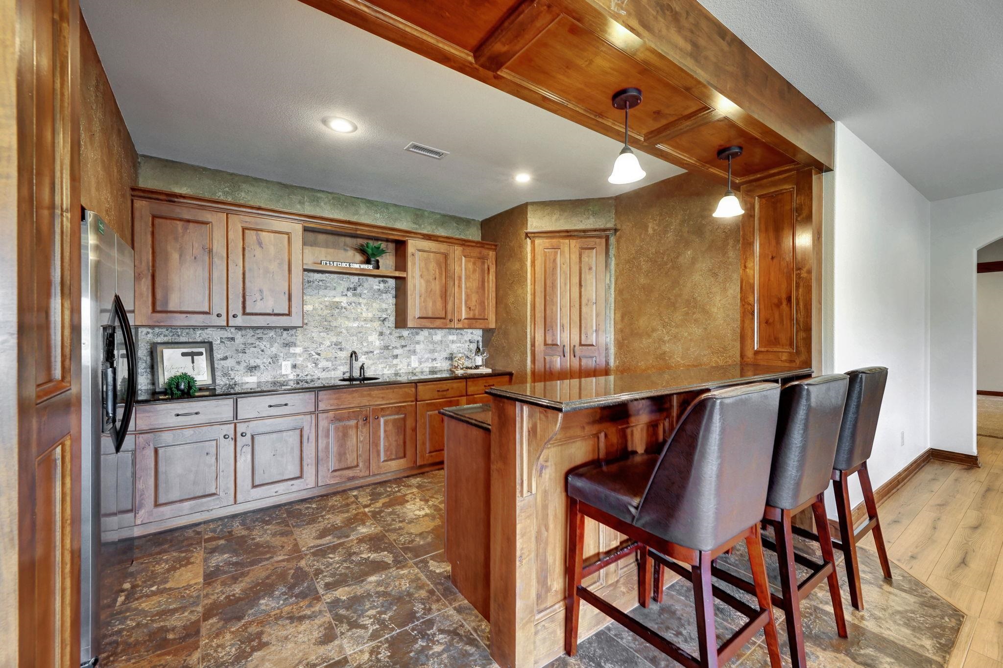 2612 N Paradise Ct, Wichita, Kansas image 20