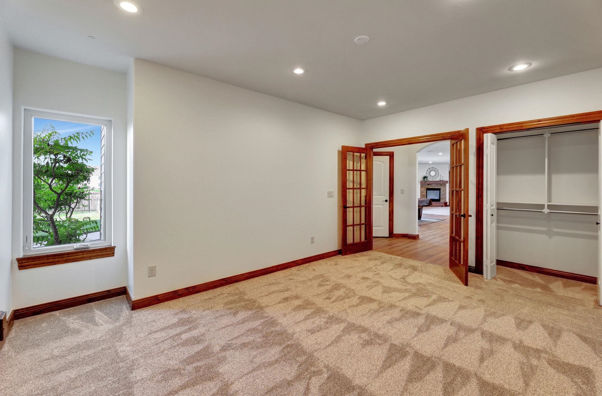 2612 N Paradise Ct, Wichita, Kansas image 22