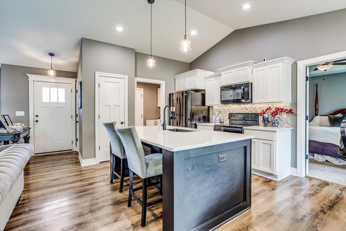 Derby, Kansas 67037, United States, 5 Bedrooms Bedrooms, ,3 BathroomsBathrooms,Residential,Pending,58914