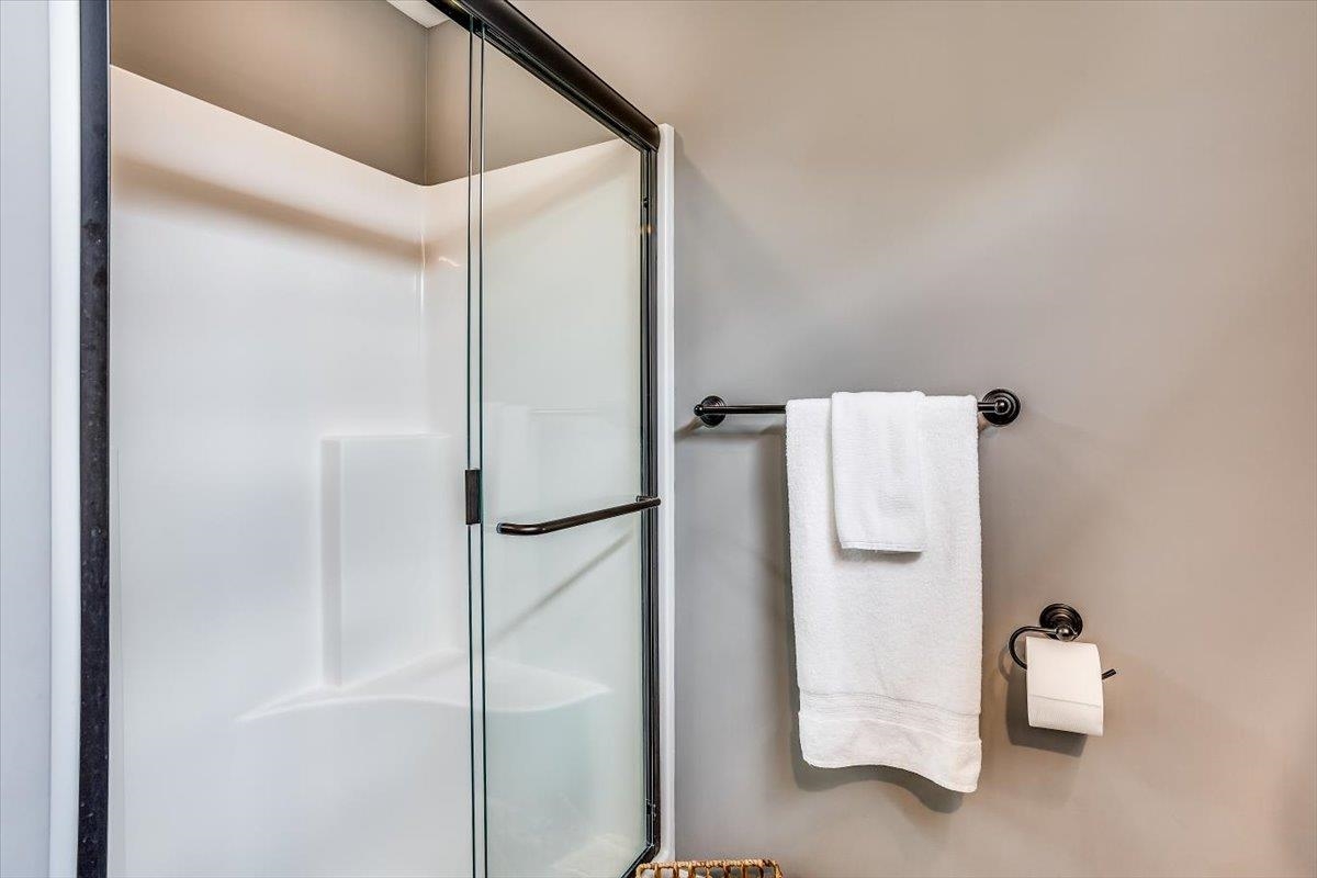 Derby, Kansas 67037, United States, 5 Bedrooms Bedrooms, ,3 BathroomsBathrooms,Residential,Pending,58914