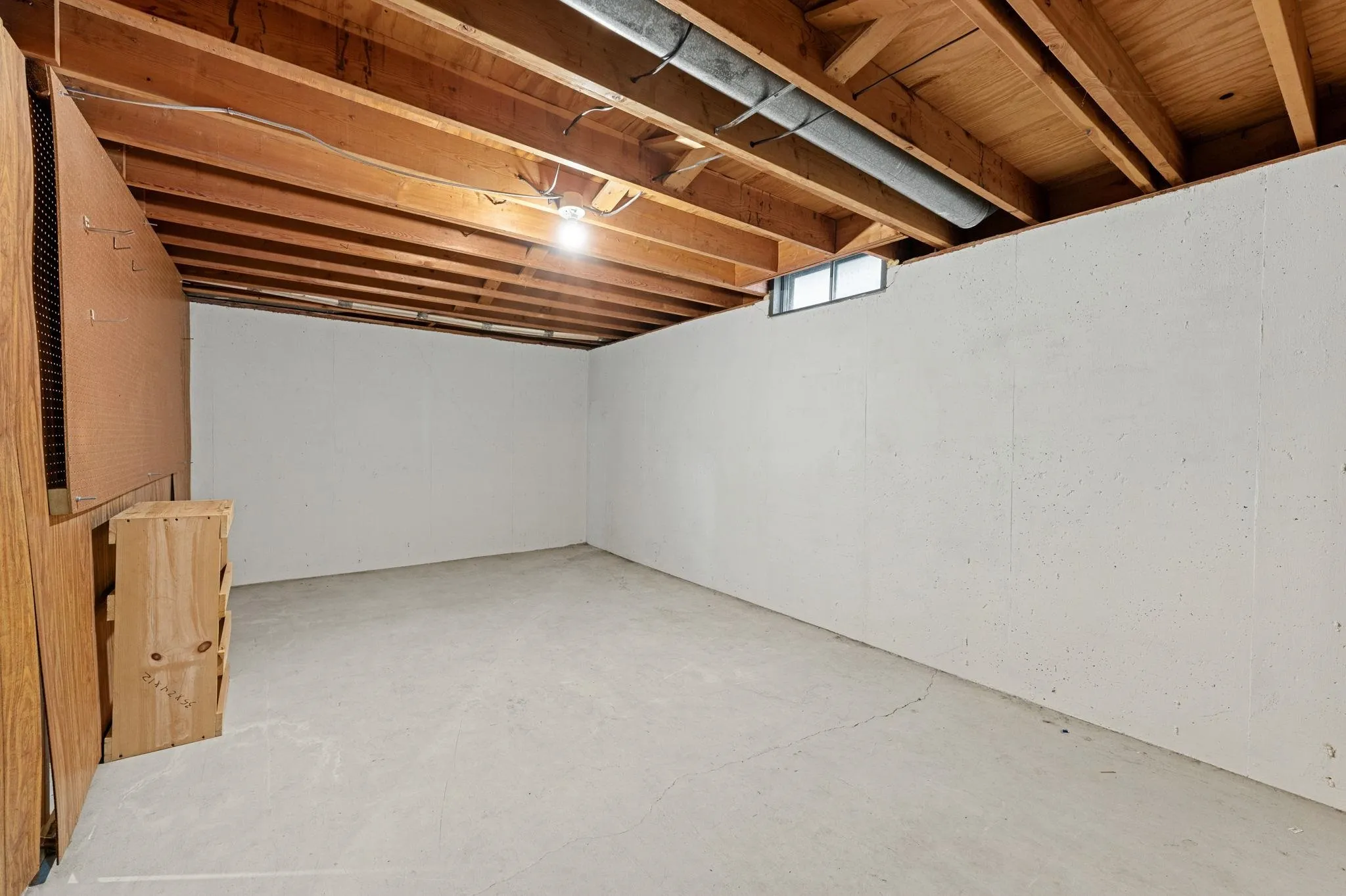 Wichita, Kansas 67212, United States, 3 Bedrooms Bedrooms, ,2 BathroomsBathrooms,Residential,Pending,30588