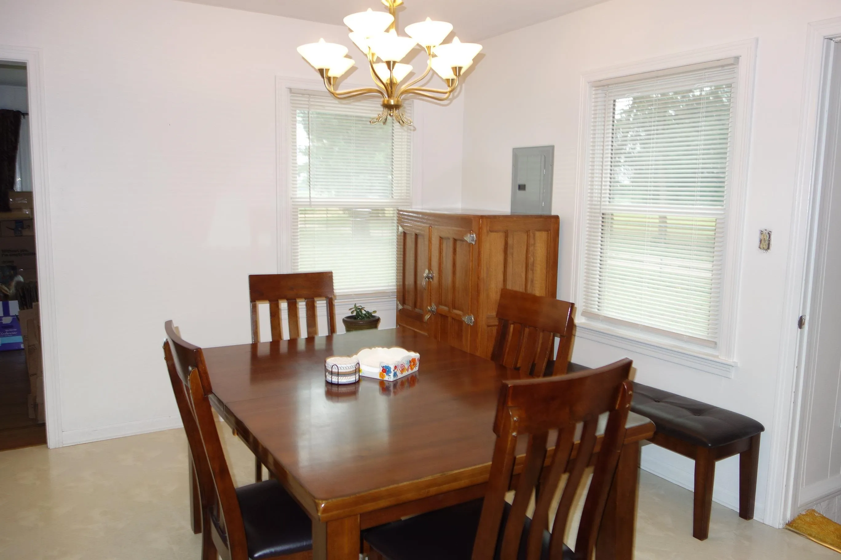 Peck, Kansas 67120, United States, 2 Bedrooms Bedrooms, ,2 BathroomsBathrooms,Residential,Pending,138505