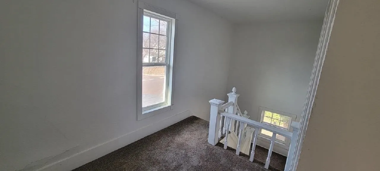 Iola, Kansas 66749, United States, 4 Bedrooms Bedrooms, ,2 BathroomsBathrooms,Residential,Active,143314