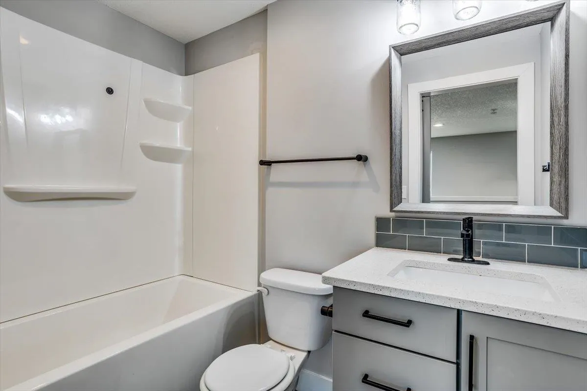 Derby, Kansas 67037, United States, 4 Bedrooms Bedrooms, ,3 BathroomsBathrooms,Residential,Active,21285