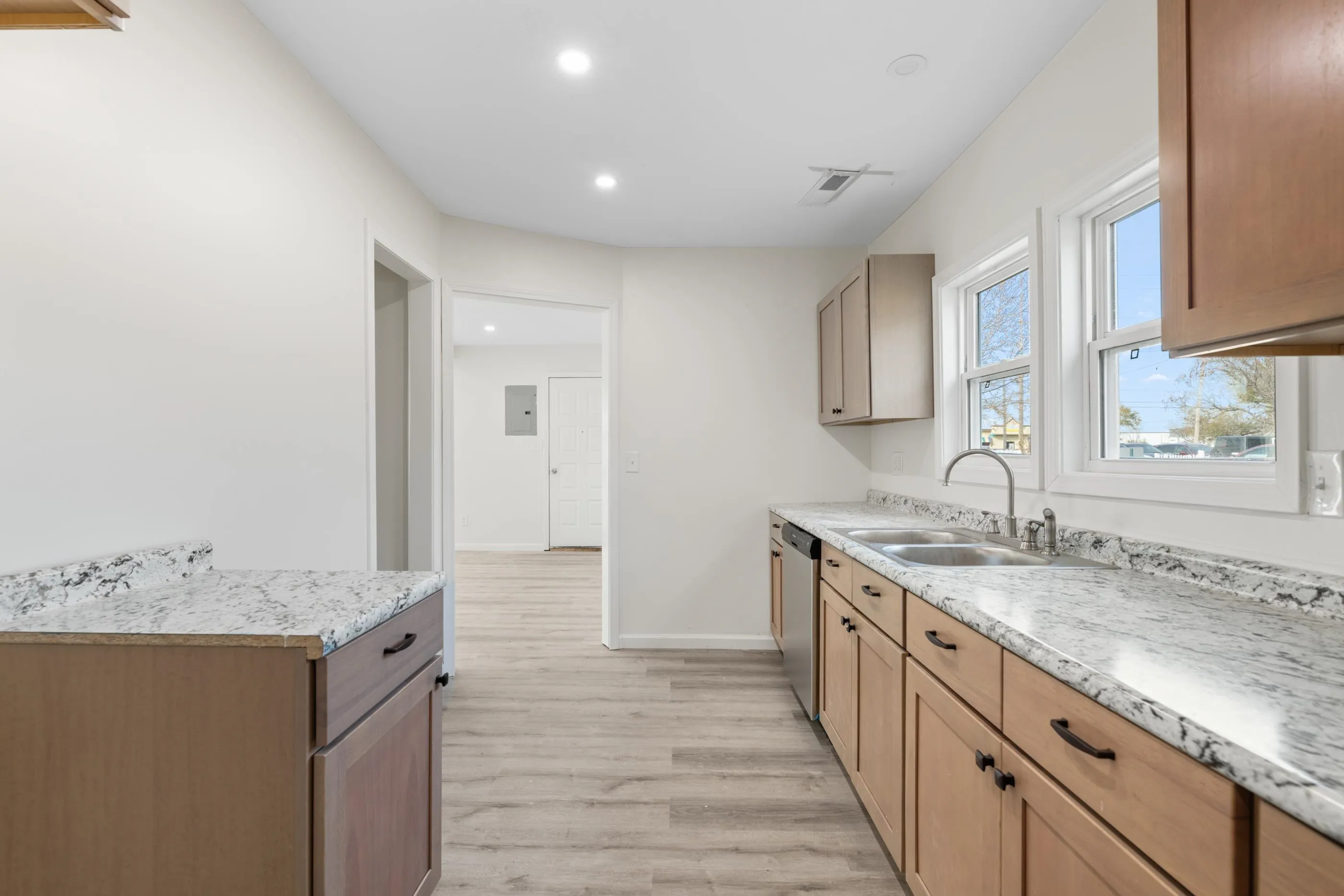 Wichita, Kansas 67217, United States, 3 Bedrooms Bedrooms, ,1 BathroomBathrooms,Residential,Active,245998