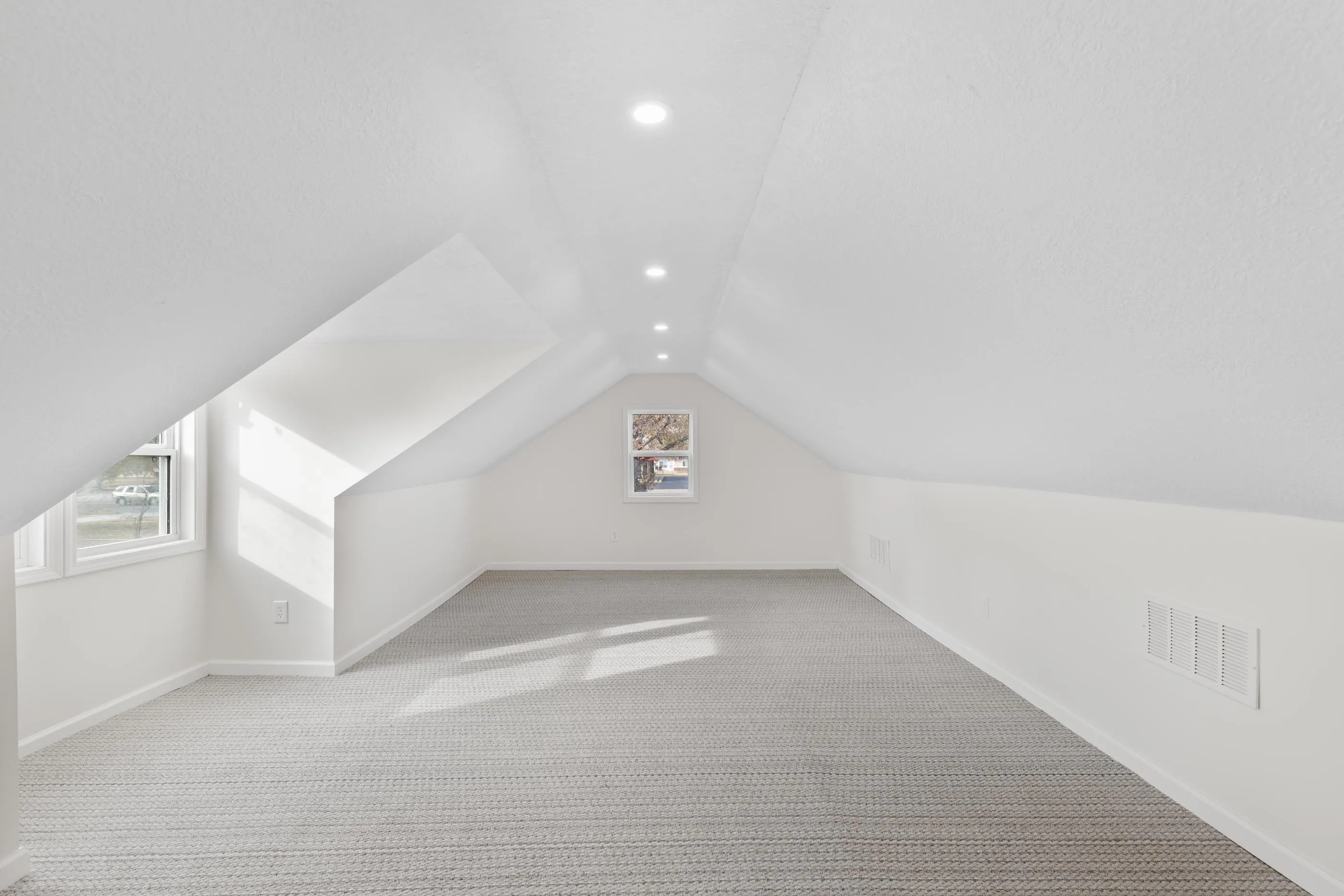 Wichita, Kansas 67217, United States, 3 Bedrooms Bedrooms, ,1 BathroomBathrooms,Residential,Active,245998