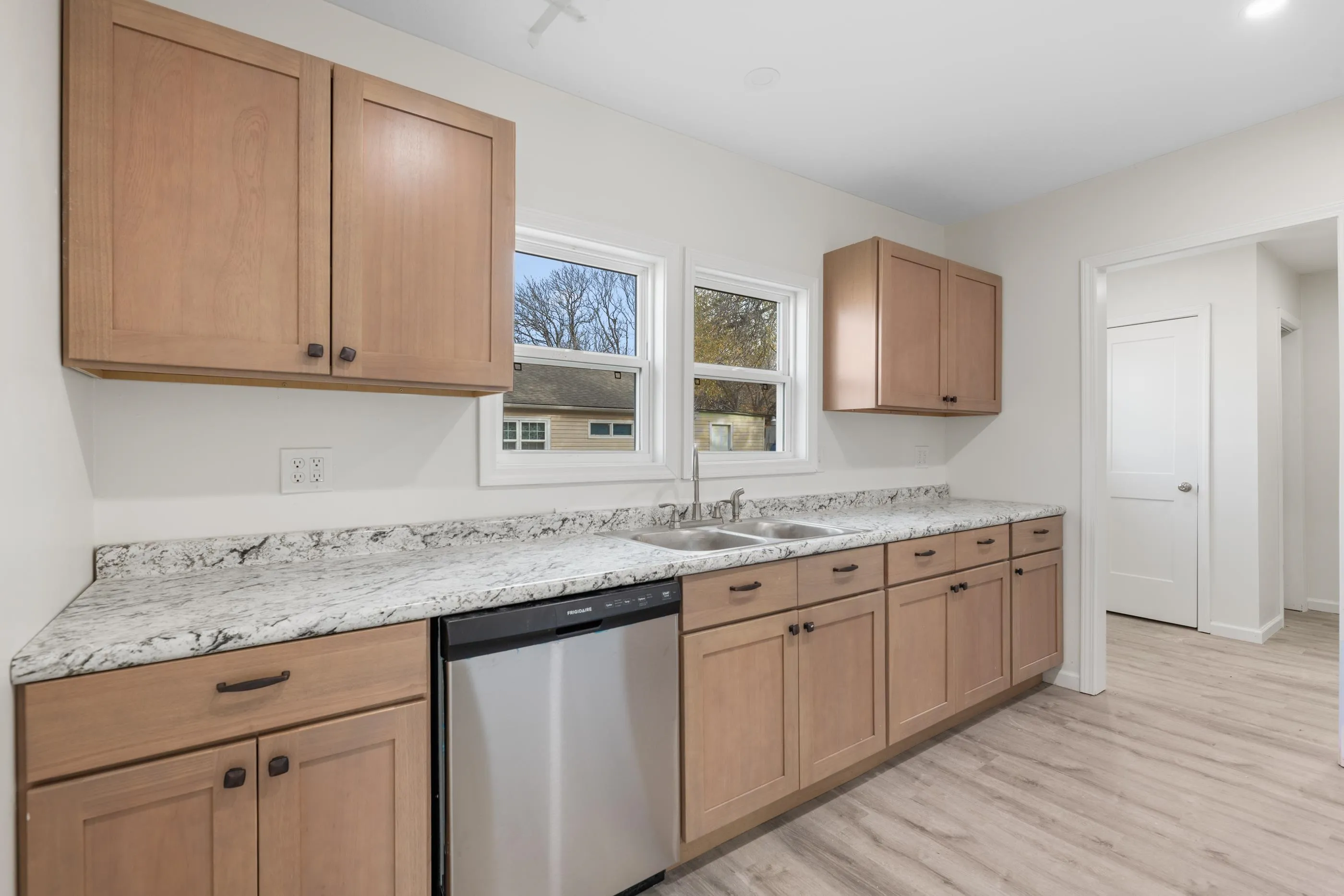 Wichita, Kansas 67217, United States, 3 Bedrooms Bedrooms, ,1 BathroomBathrooms,Residential,Active,245998