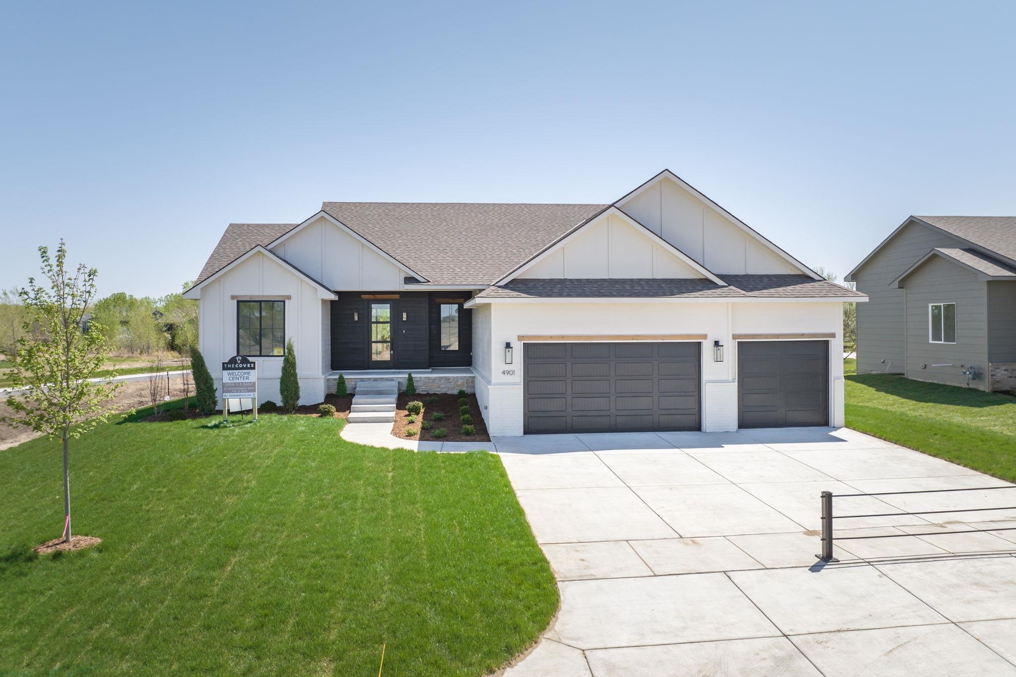 4901 Emerald Ct, Maize, Kansas image 7