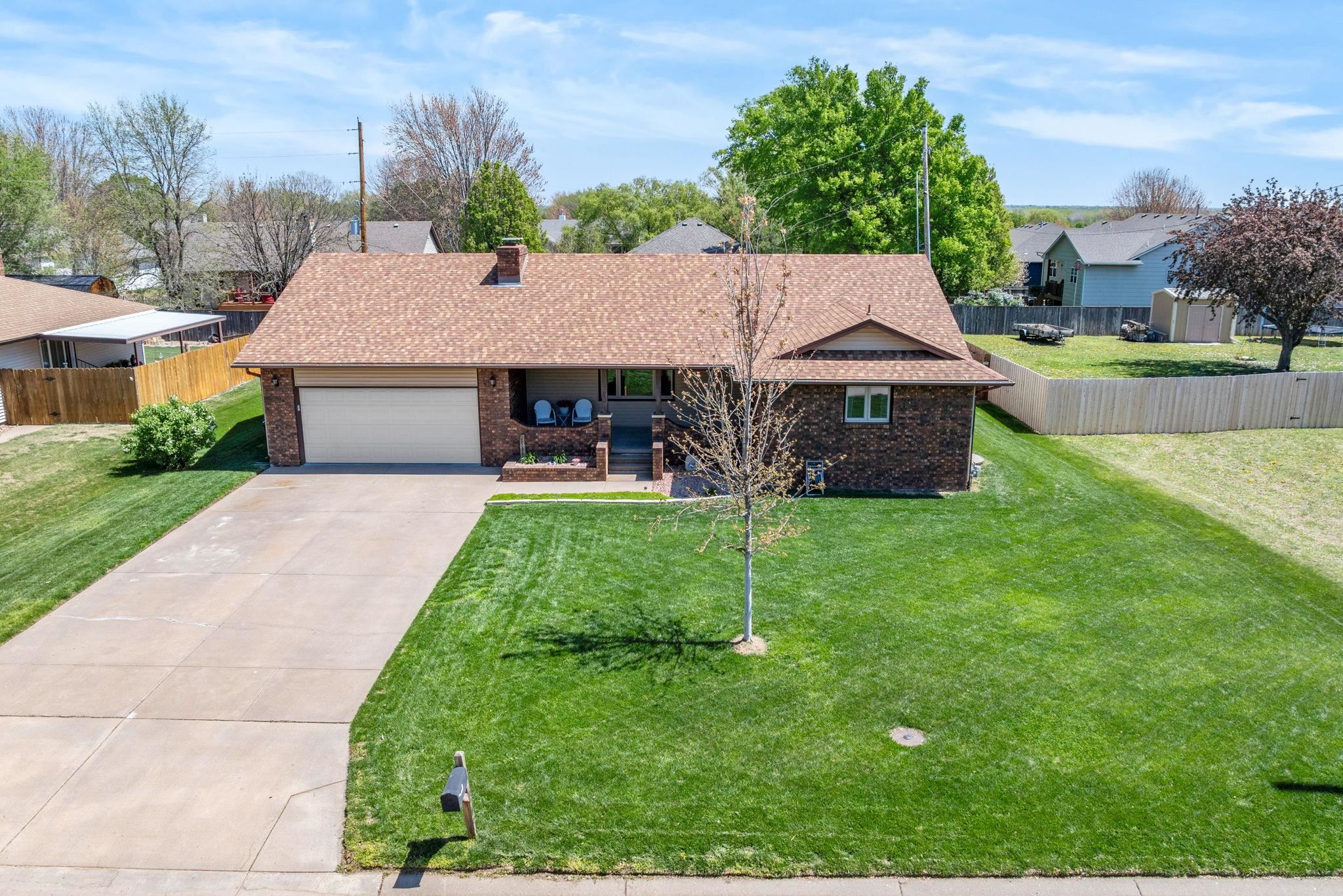 2204 Hazlett St, El Dorado, Kansas image 4