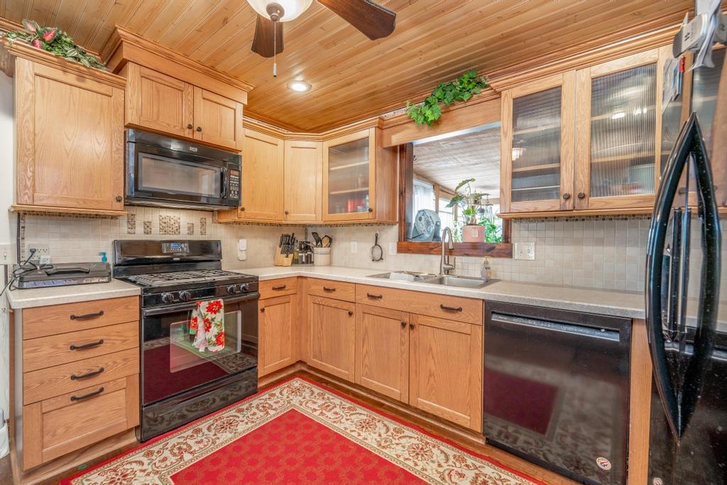 1 Lake Park Dr, Winfield, Kansas image 14