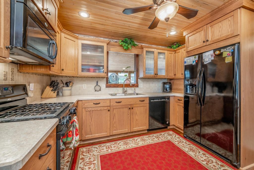 1 Lake Park Dr, Winfield, Kansas image 11