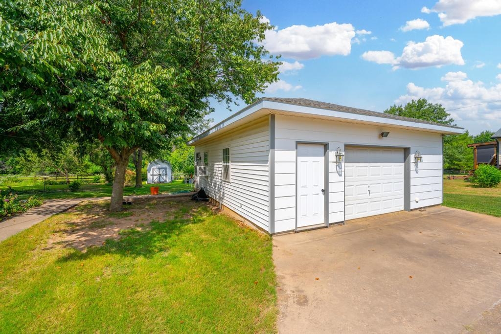1 Lake Park Dr, Winfield, Kansas image 34