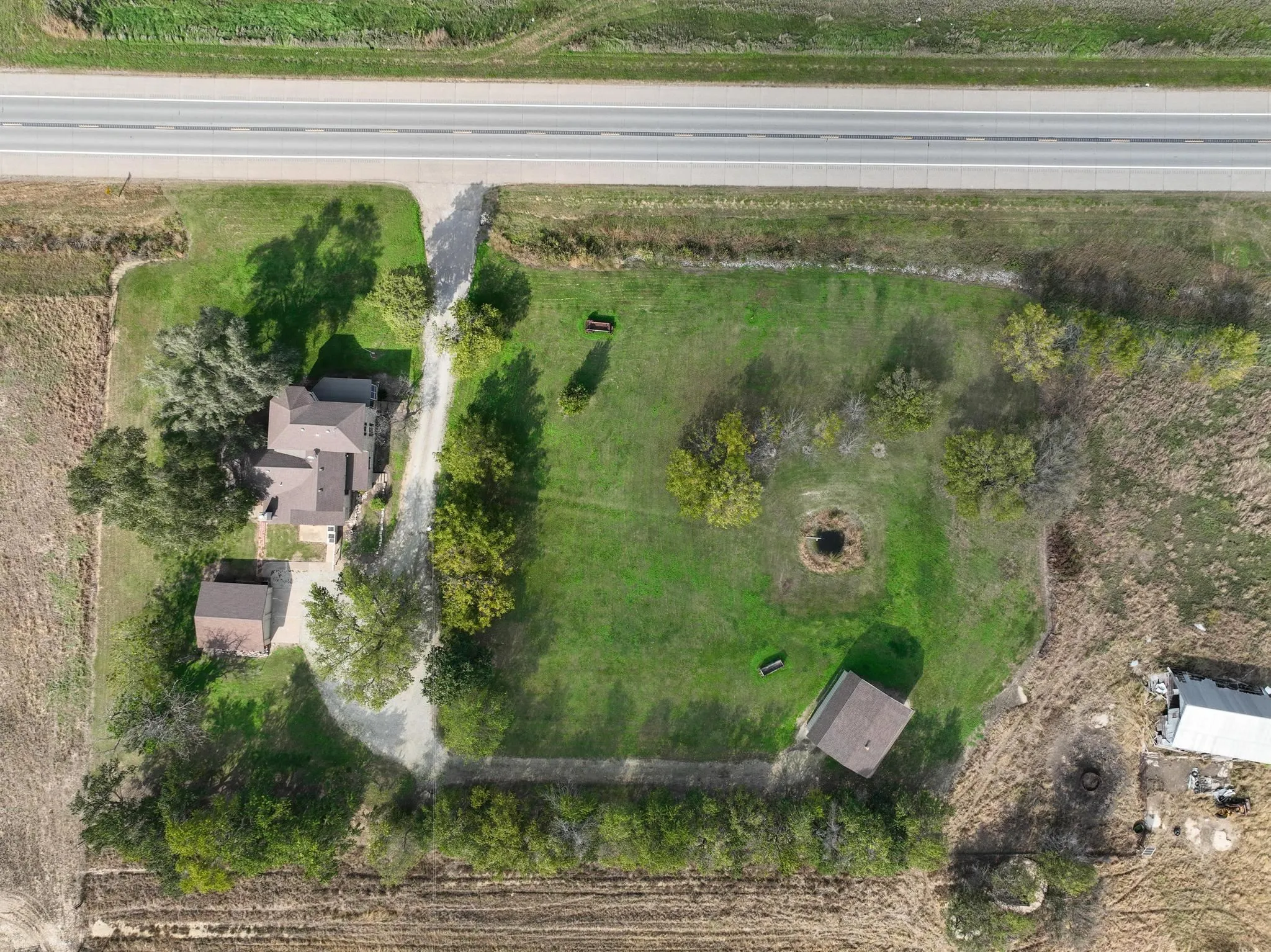 Peabody, Kansas 66866, United States, 3 Bedrooms Bedrooms, ,3 BathroomsBathrooms,Residential,Active,228632