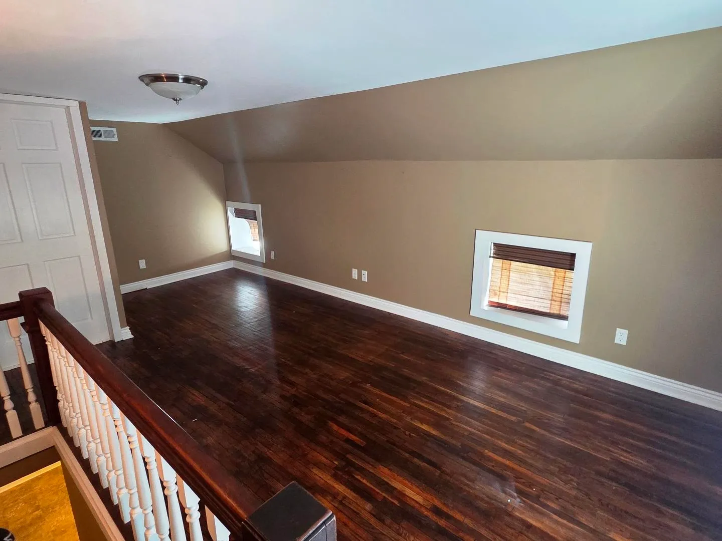 Peabody, Kansas 66866, United States, 3 Bedrooms Bedrooms, ,3 BathroomsBathrooms,Residential,Active,228632