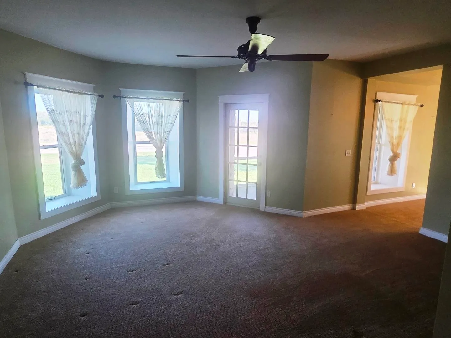 Peabody, Kansas 66866, United States, 3 Bedrooms Bedrooms, ,3 BathroomsBathrooms,Residential,Active,228632