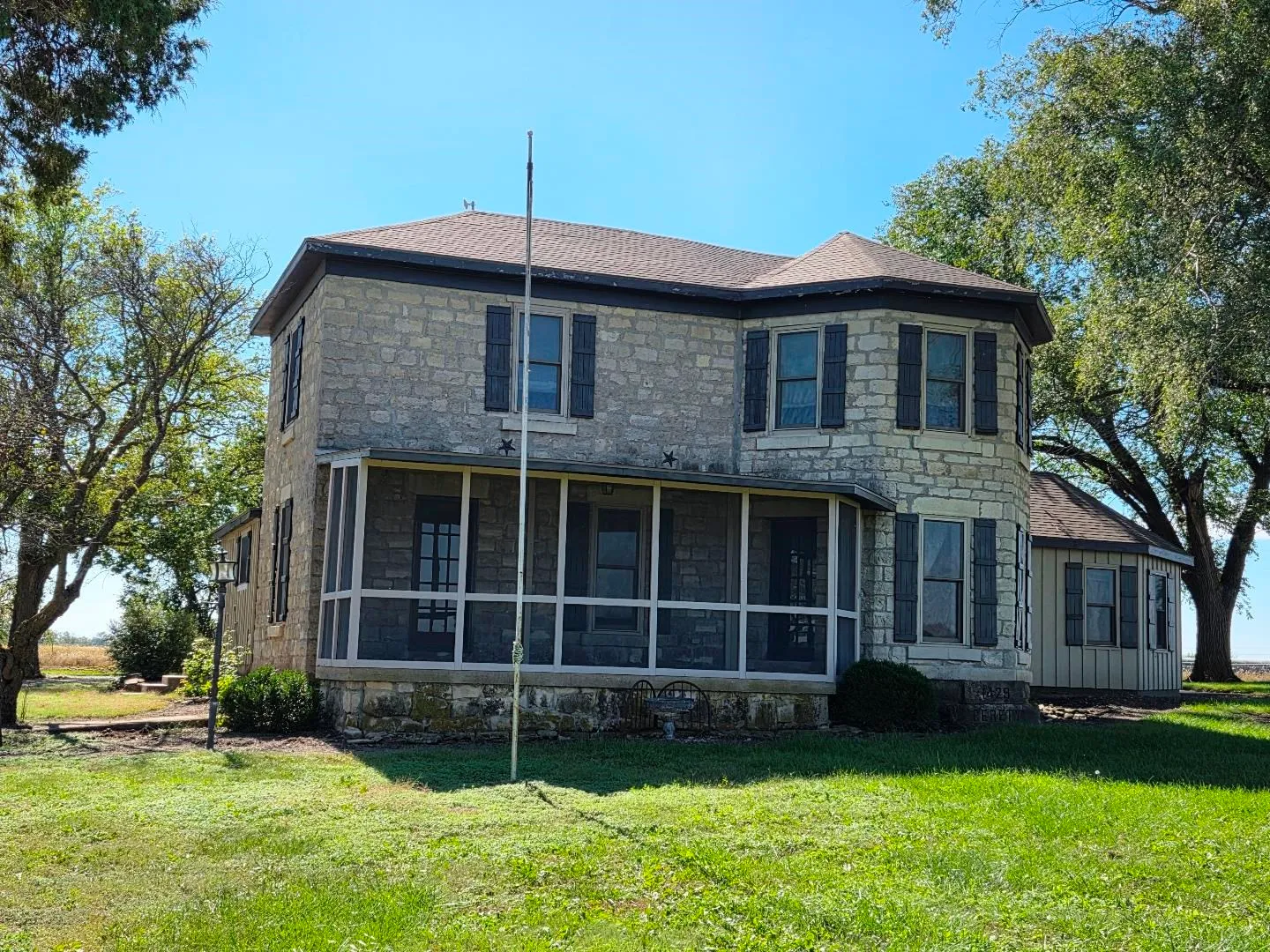 Peabody, Kansas 66866, United States, 3 Bedrooms Bedrooms, ,3 BathroomsBathrooms,Residential,Active,228632