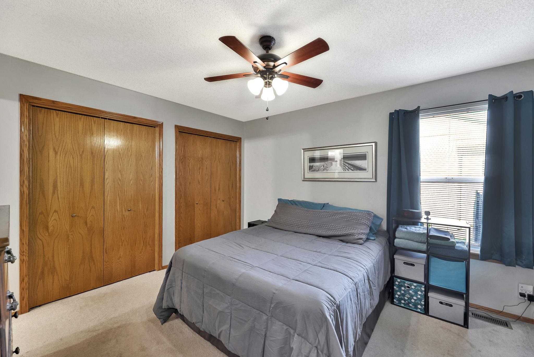 Wichita, Kansas 67205, United States, 5 Bedrooms Bedrooms, ,3 BathroomsBathrooms,Residential,Pending,61656