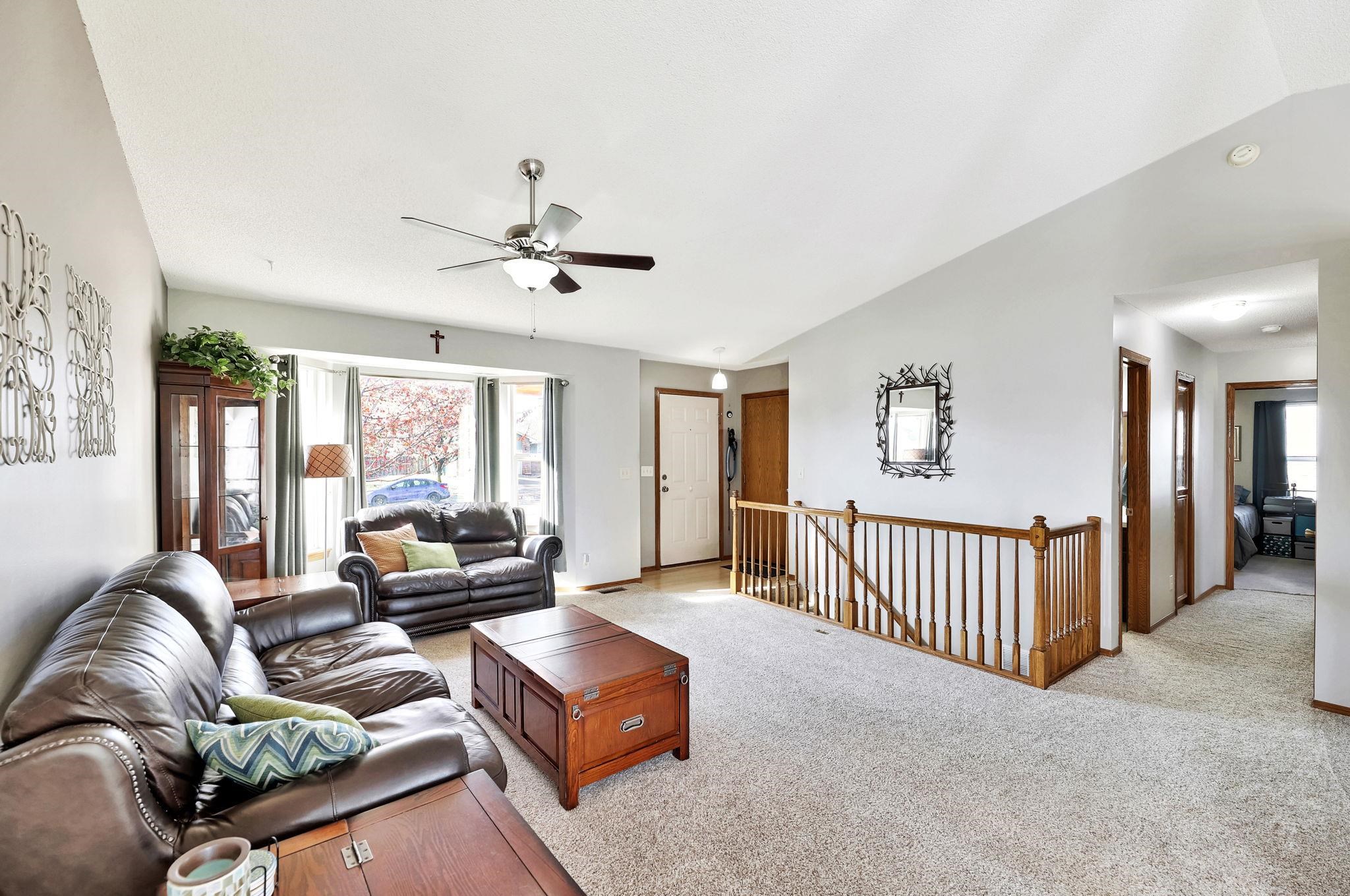 Wichita, Kansas 67205, United States, 5 Bedrooms Bedrooms, ,3 BathroomsBathrooms,Residential,Pending,61656