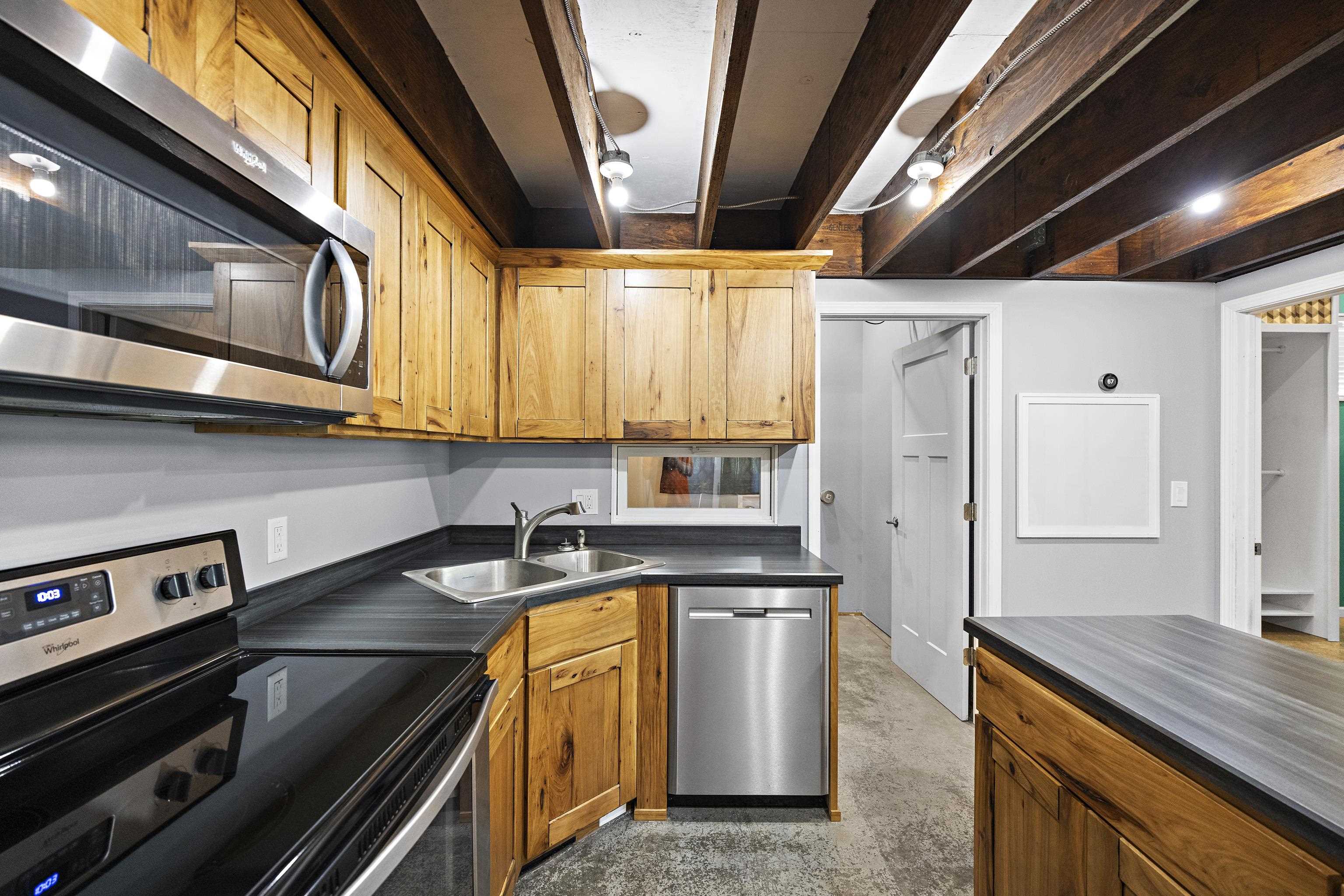 304 E Market St, Burrton, Kansas image 14