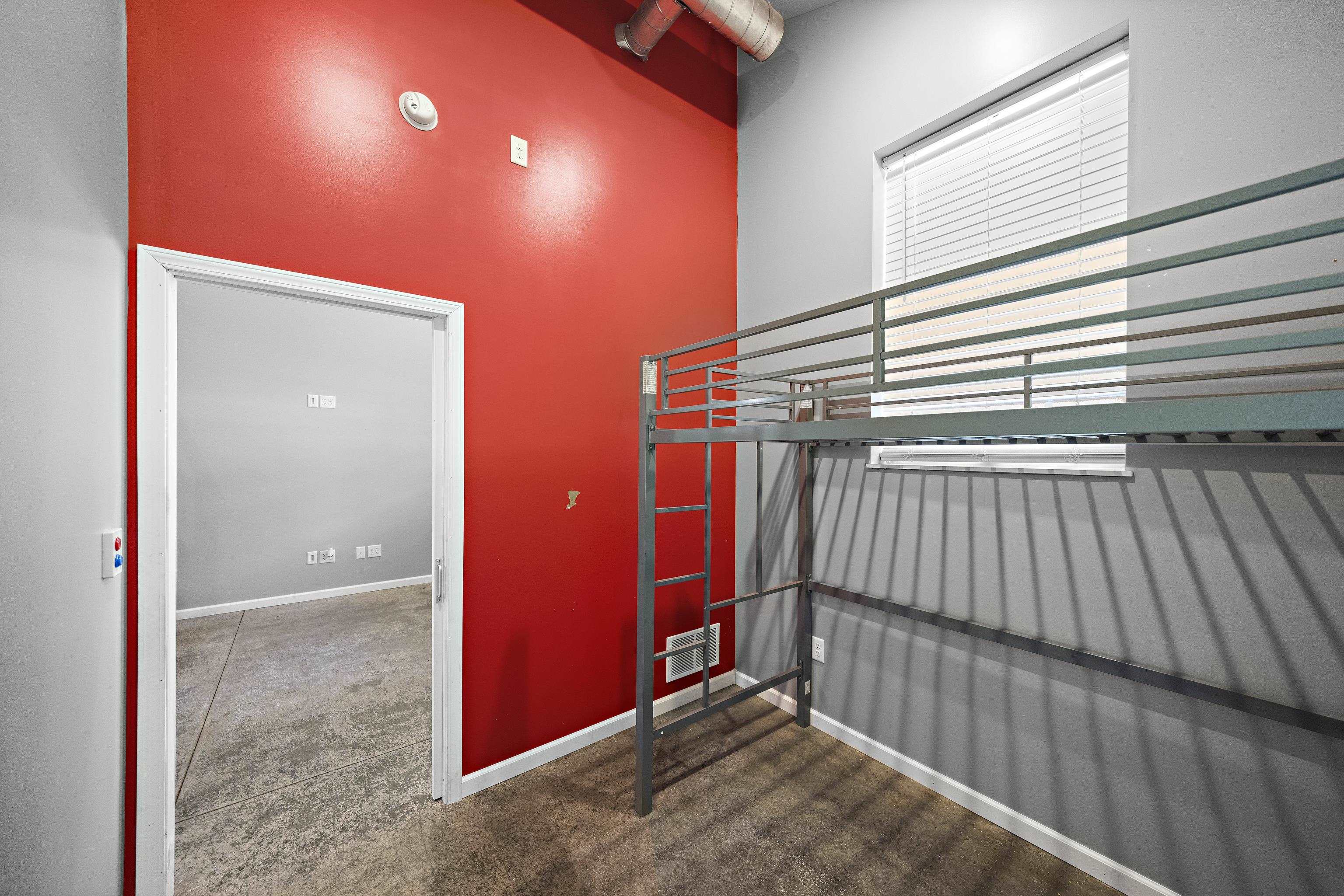 304 E Market St, Burrton, Kansas image 26