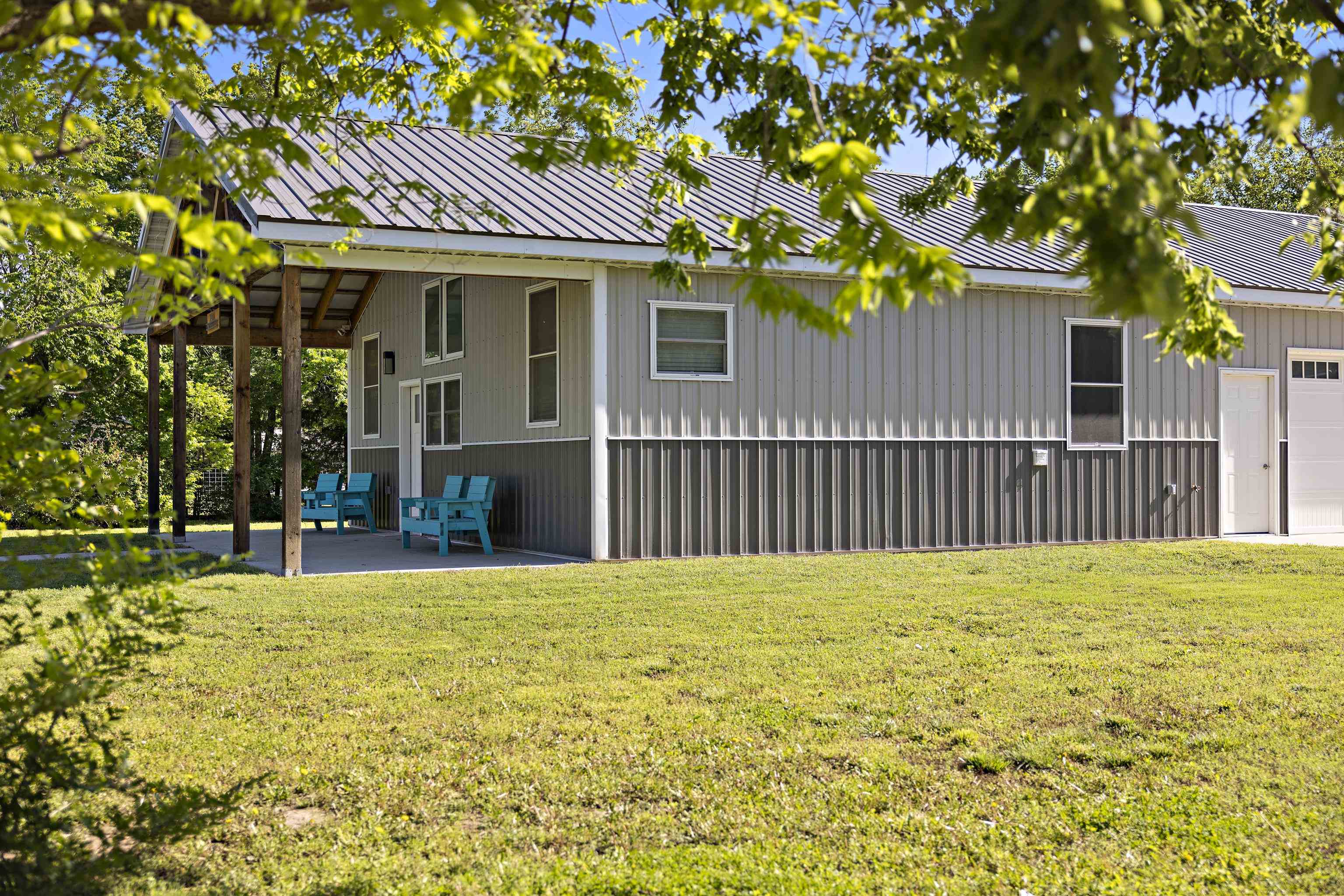 304 E Market St, Burrton, Kansas image 31