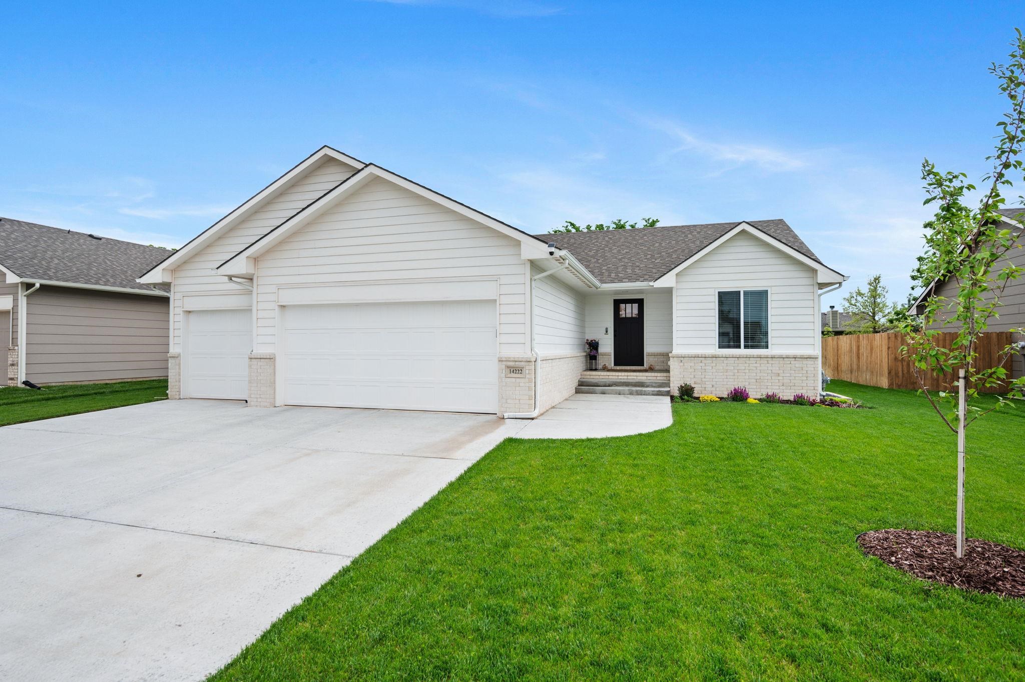 14222 W Ridgepoint St, Wichita, Kansas image 2
