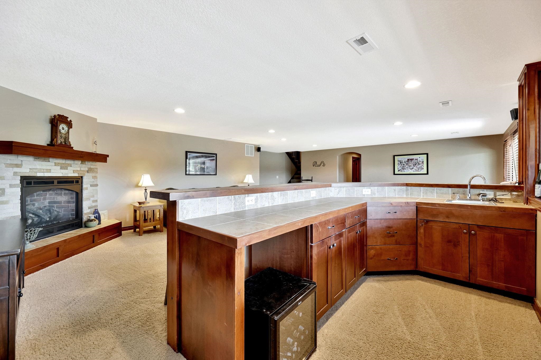 Wichita, Kansas 67205, United States, 5 Bedrooms Bedrooms, ,3 BathroomsBathrooms,Residential,Pending,56205