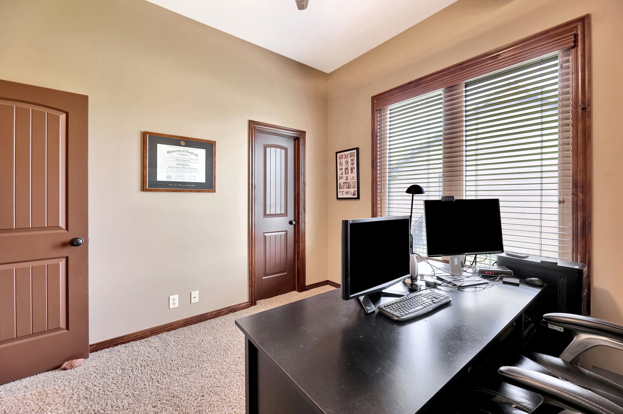 Wichita, Kansas 67205, United States, 5 Bedrooms Bedrooms, ,3 BathroomsBathrooms,Residential,Pending,56205