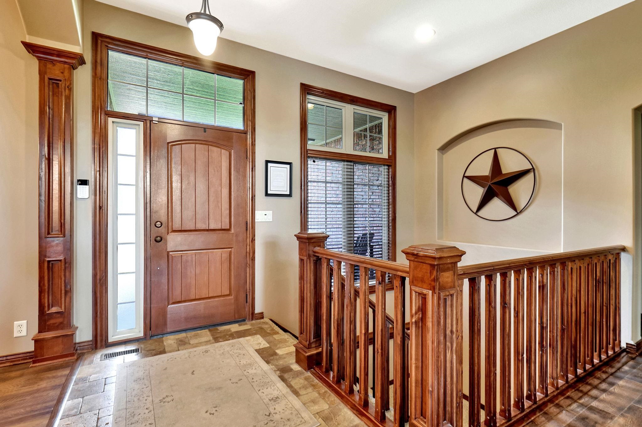 Wichita, Kansas 67205, United States, 5 Bedrooms Bedrooms, ,3 BathroomsBathrooms,Residential,Pending,56205