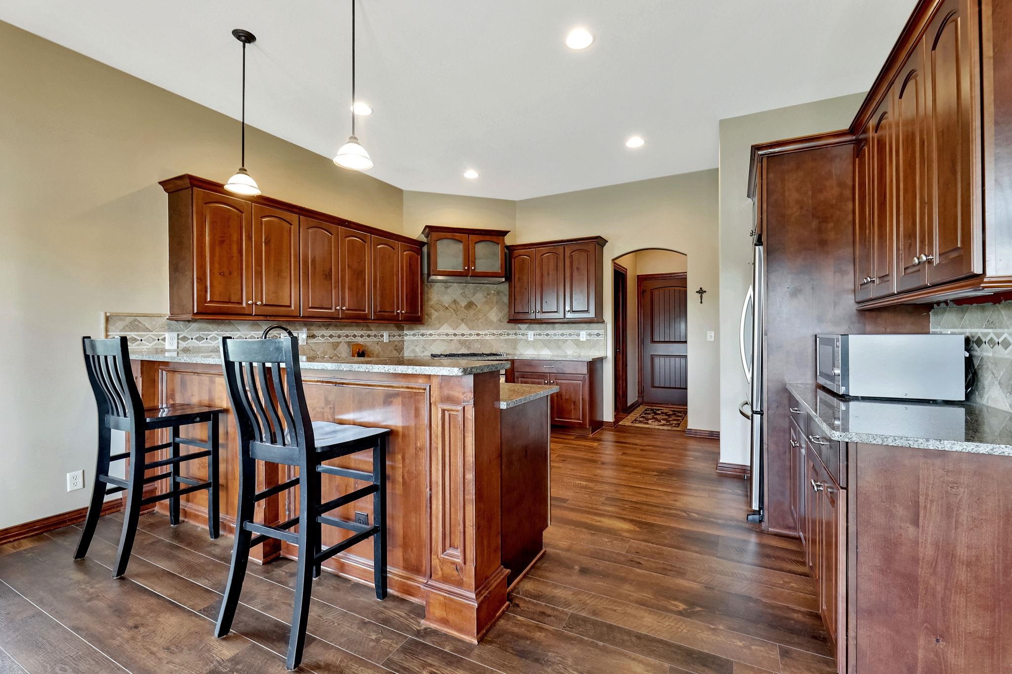 Wichita, Kansas 67205, United States, 5 Bedrooms Bedrooms, ,3 BathroomsBathrooms,Residential,Pending,56205