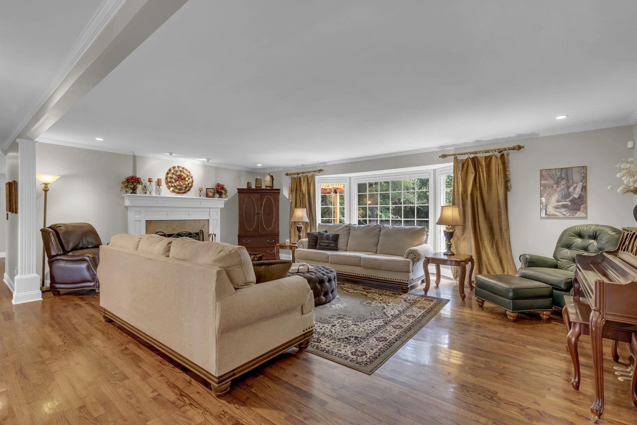 7 E Swallow St, Wichita, Virginia image 3