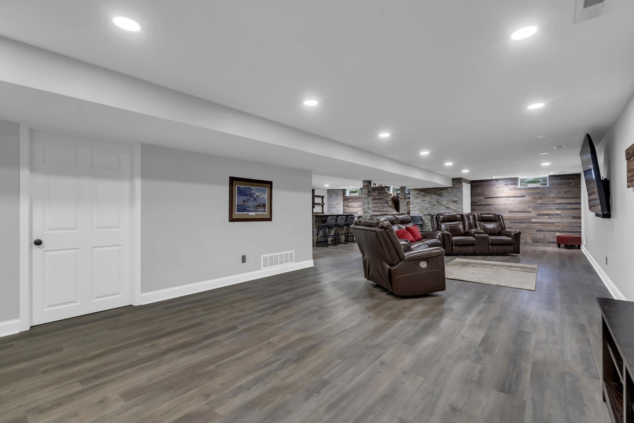 7 E Swallow St, Wichita, Virginia image 24