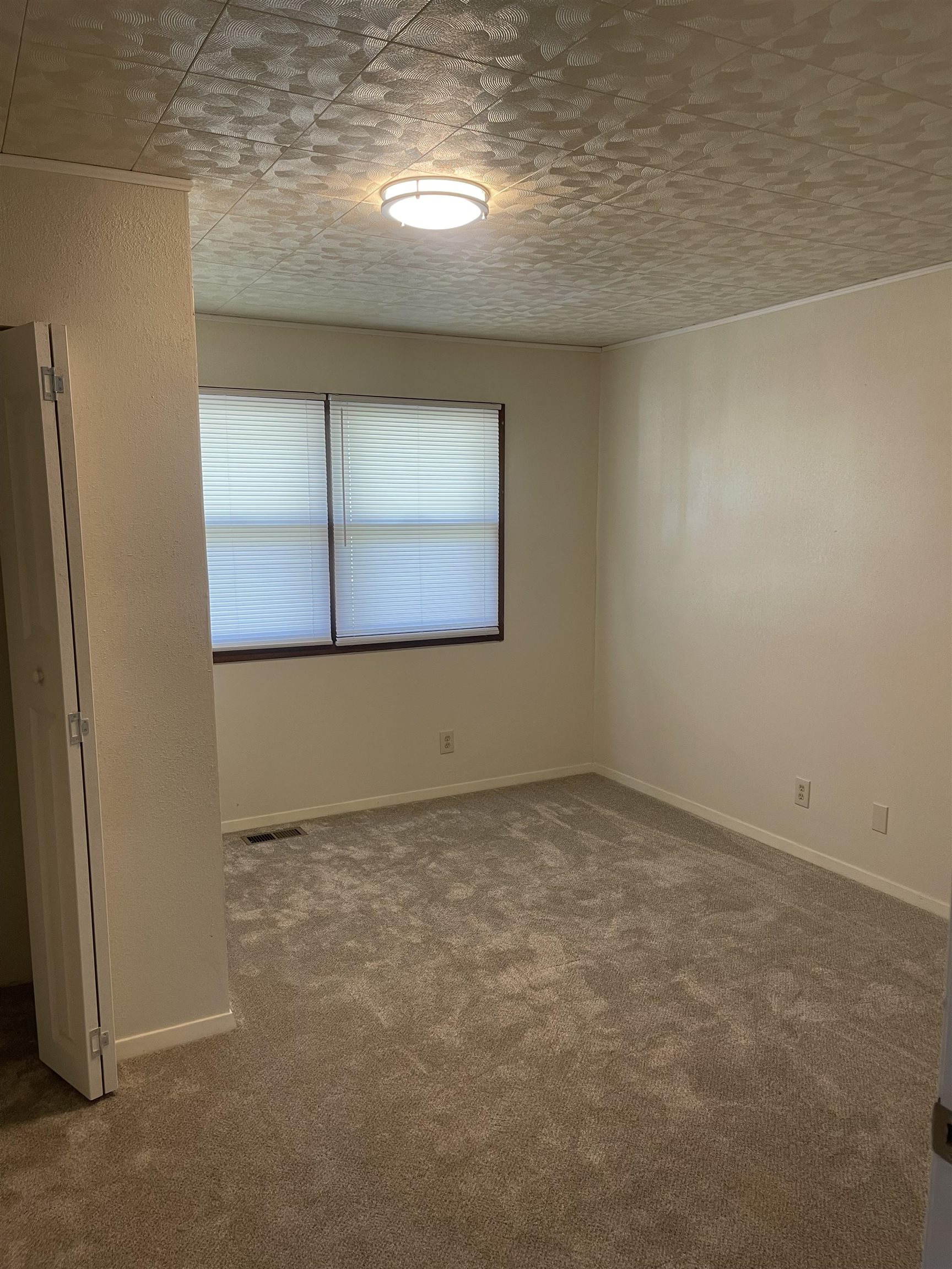 4601 Mainline Dr, Hutchinson, Kansas image 21