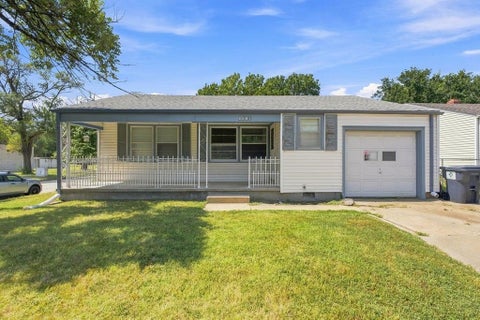 Homes For Sale - 2561 S Hydraulic Ave<br/> Sedgwick County, Wichita, KS 67216