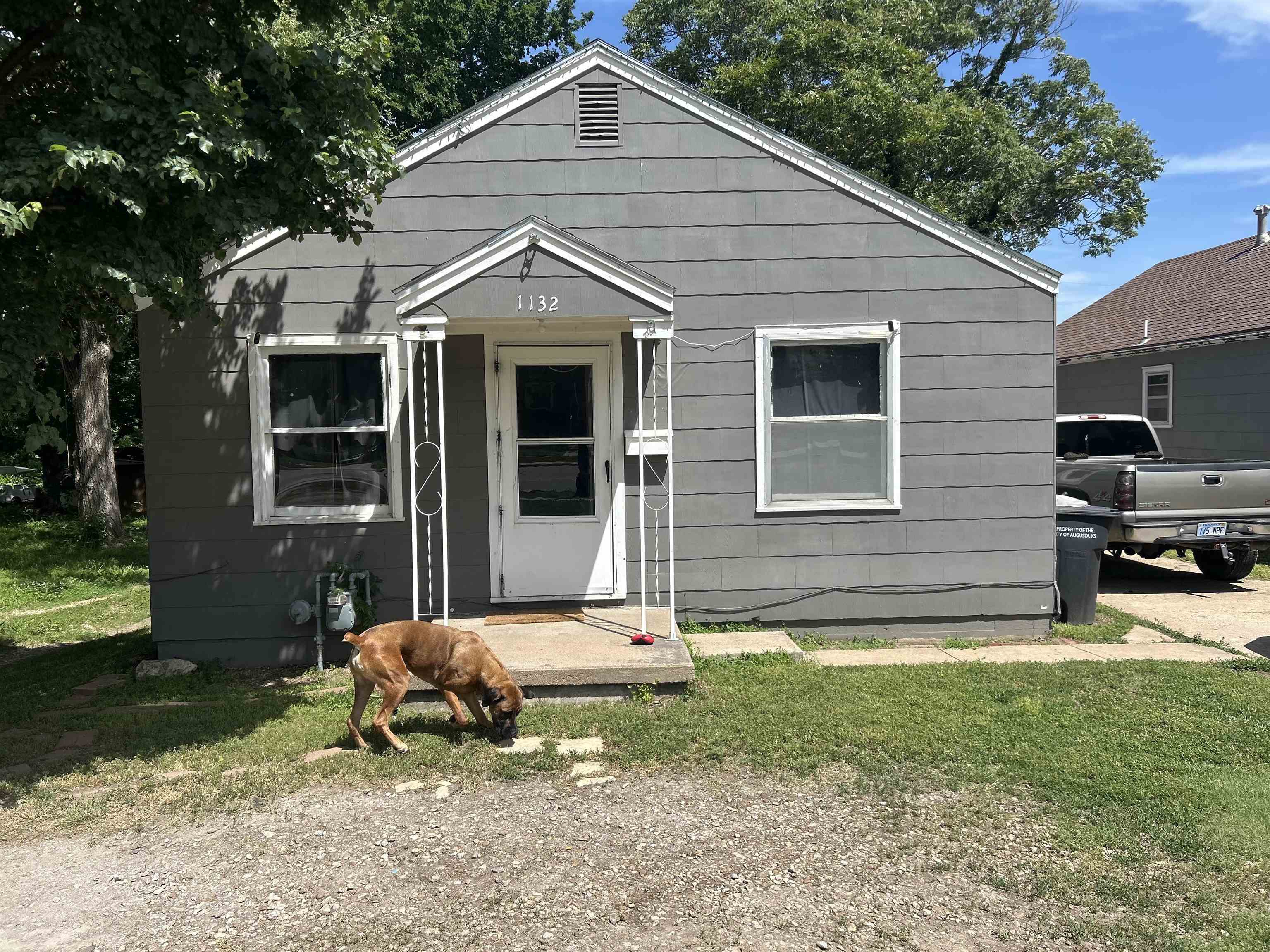1132 N Ohio St, Augusta, Kansas image 1