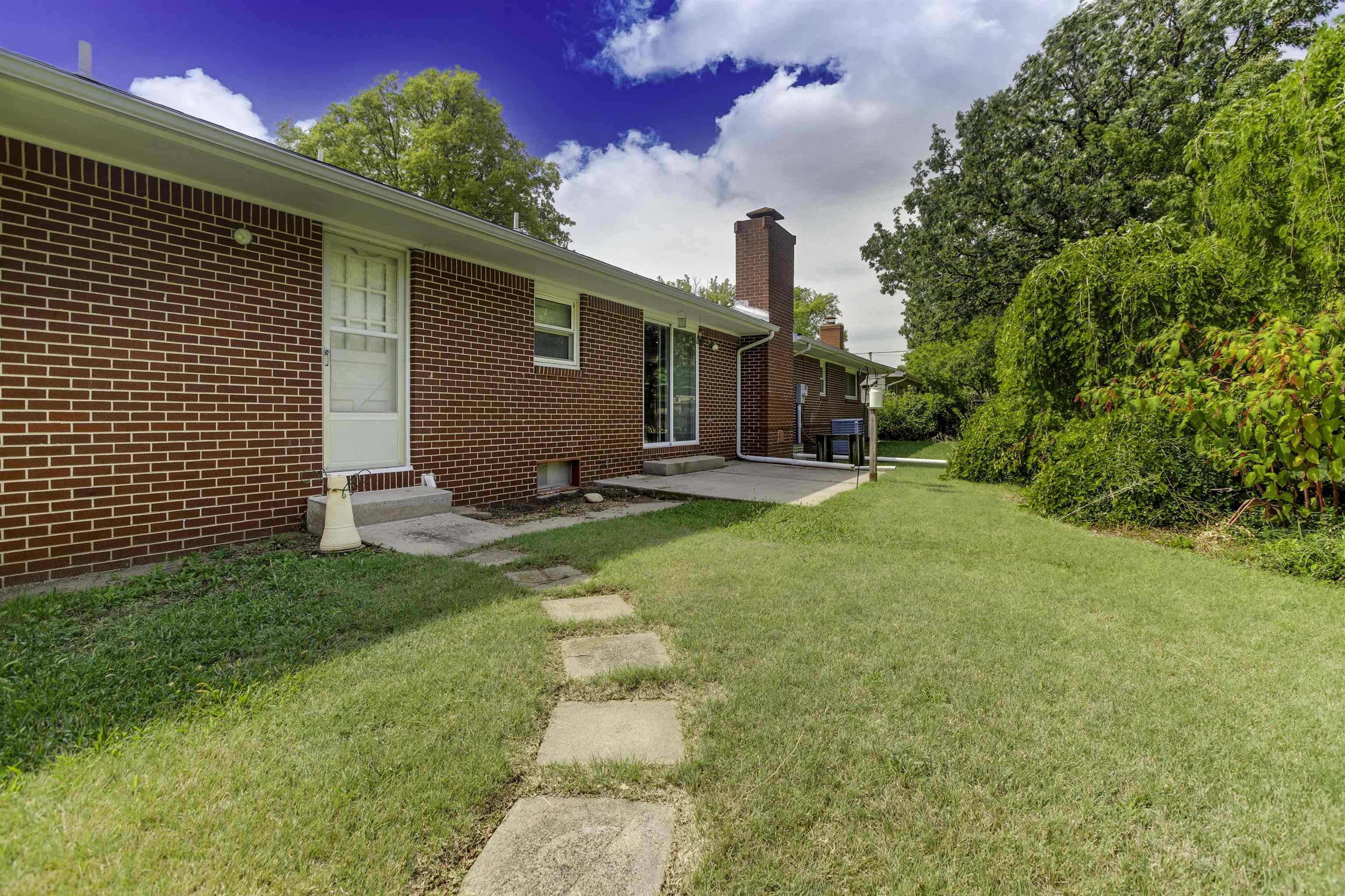 559 N Angle Ln, Andover, Kansas image 27