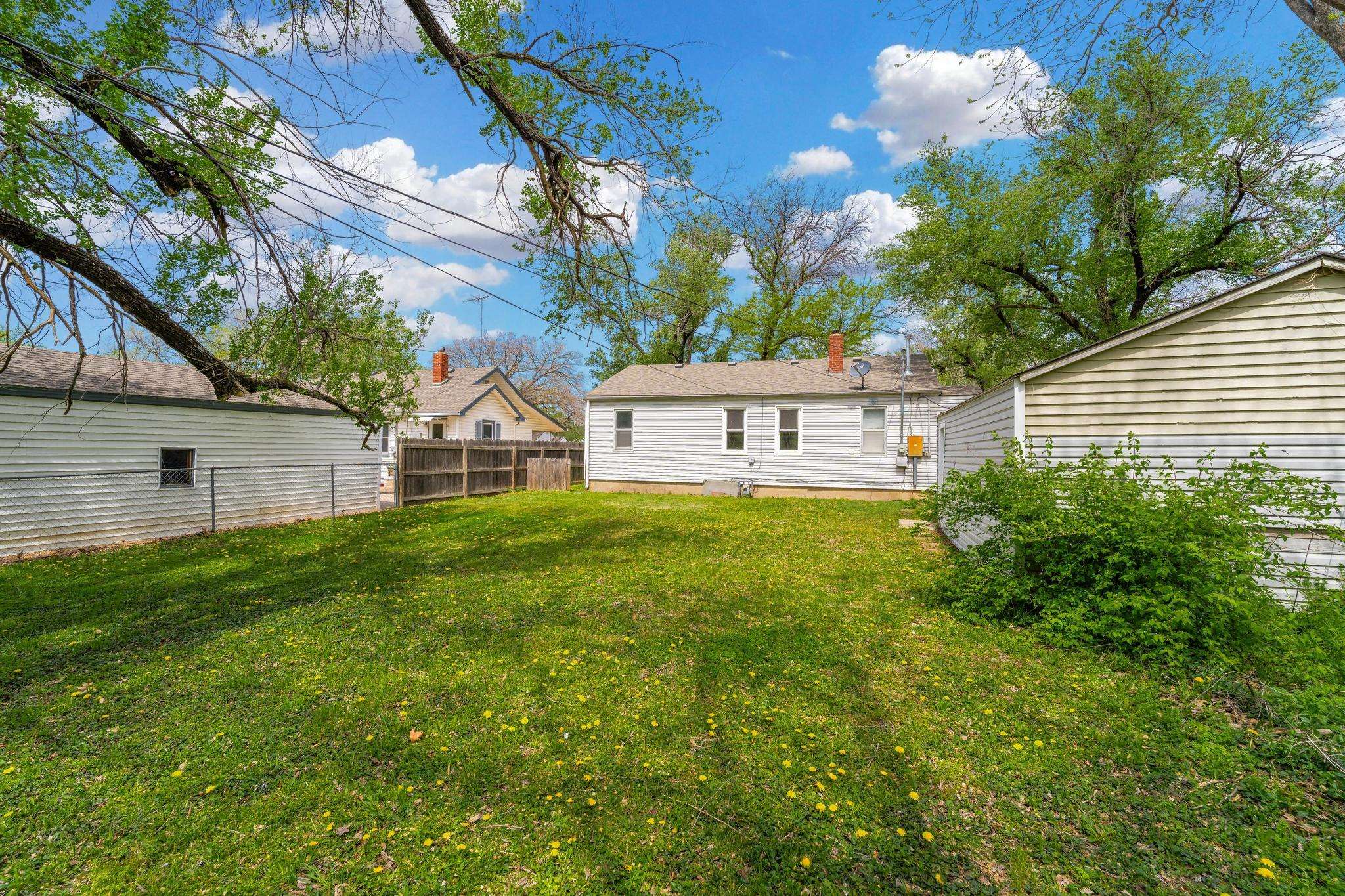 1409 Edgemoor St, El Dorado, Kansas image 24