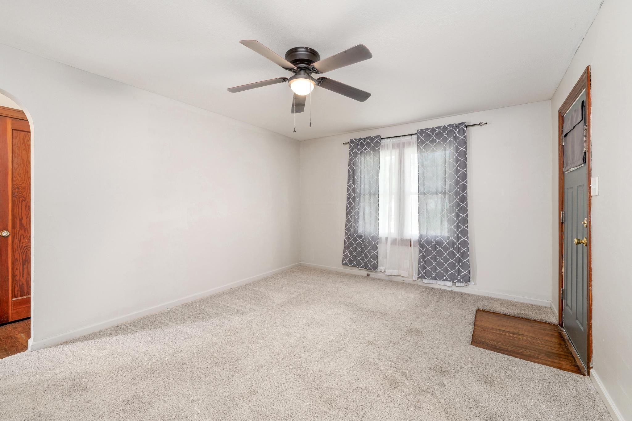 1409 Edgemoor St, El Dorado, Kansas image 6