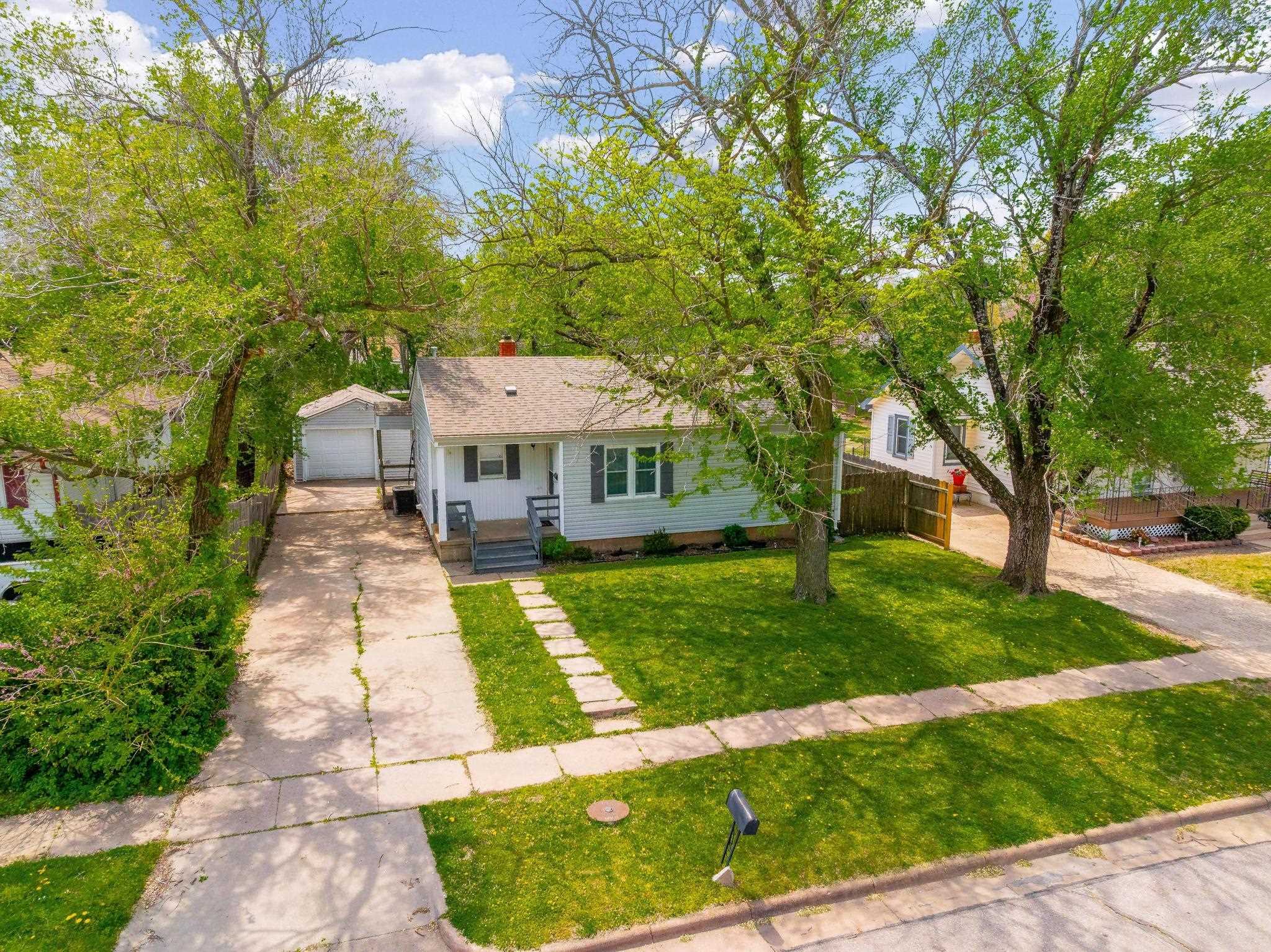 1409 Edgemoor St, El Dorado, Kansas image 28