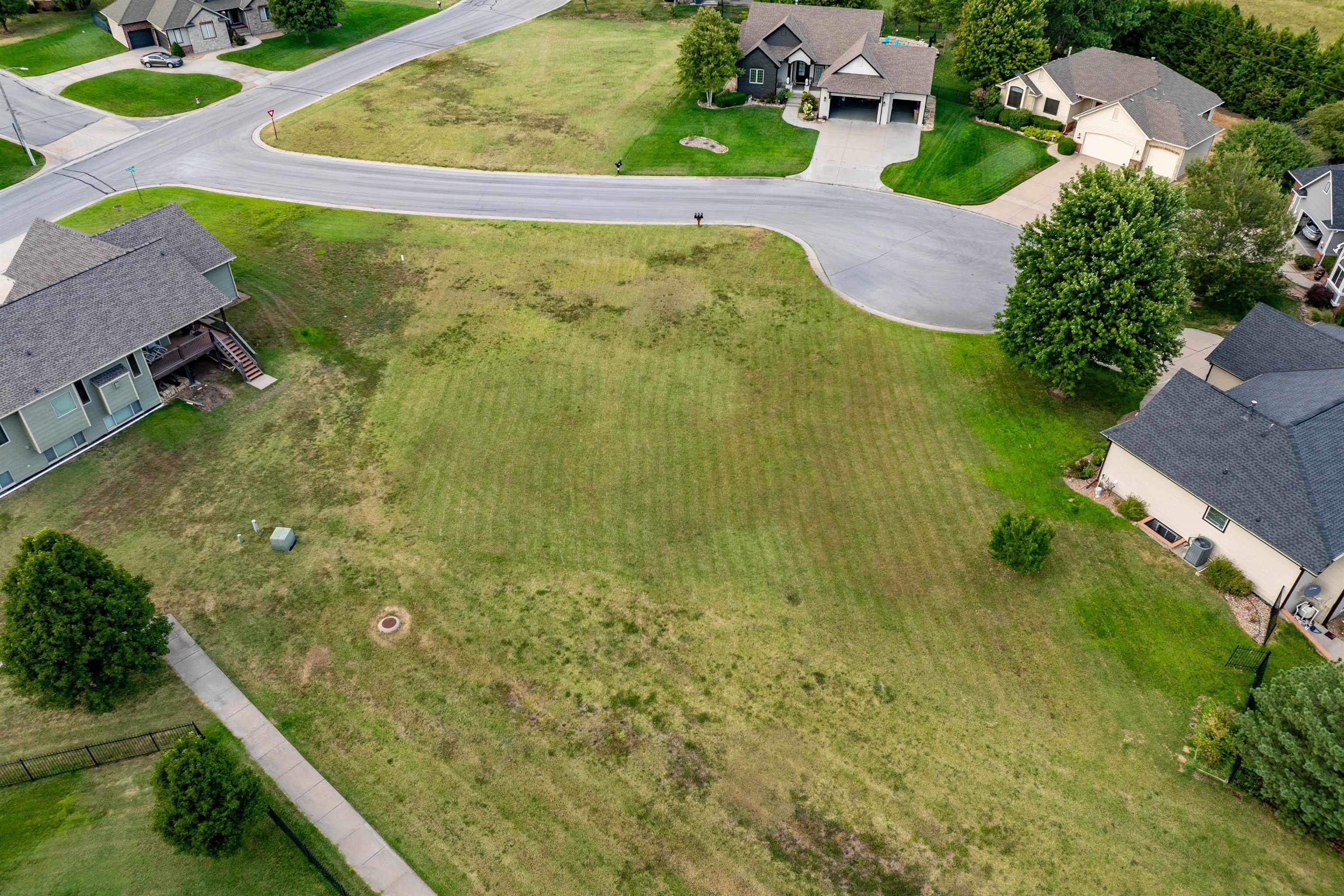 607 E Aspen Creek Ct, Andover, Kansas image 14