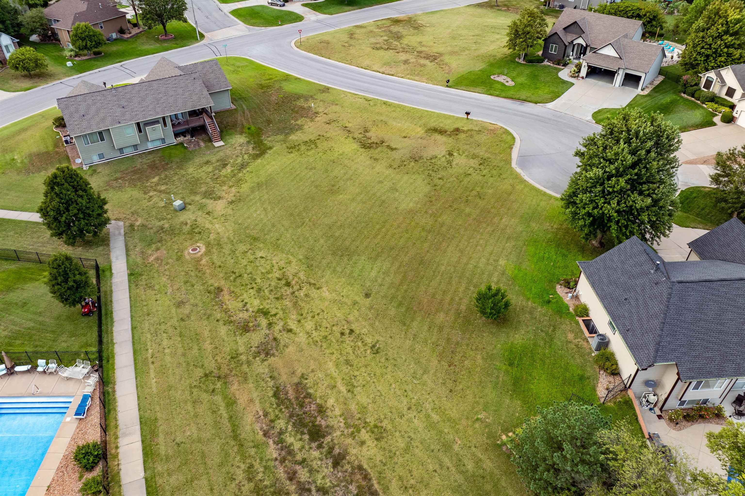 607 E Aspen Creek Ct, Andover, Kansas image 13