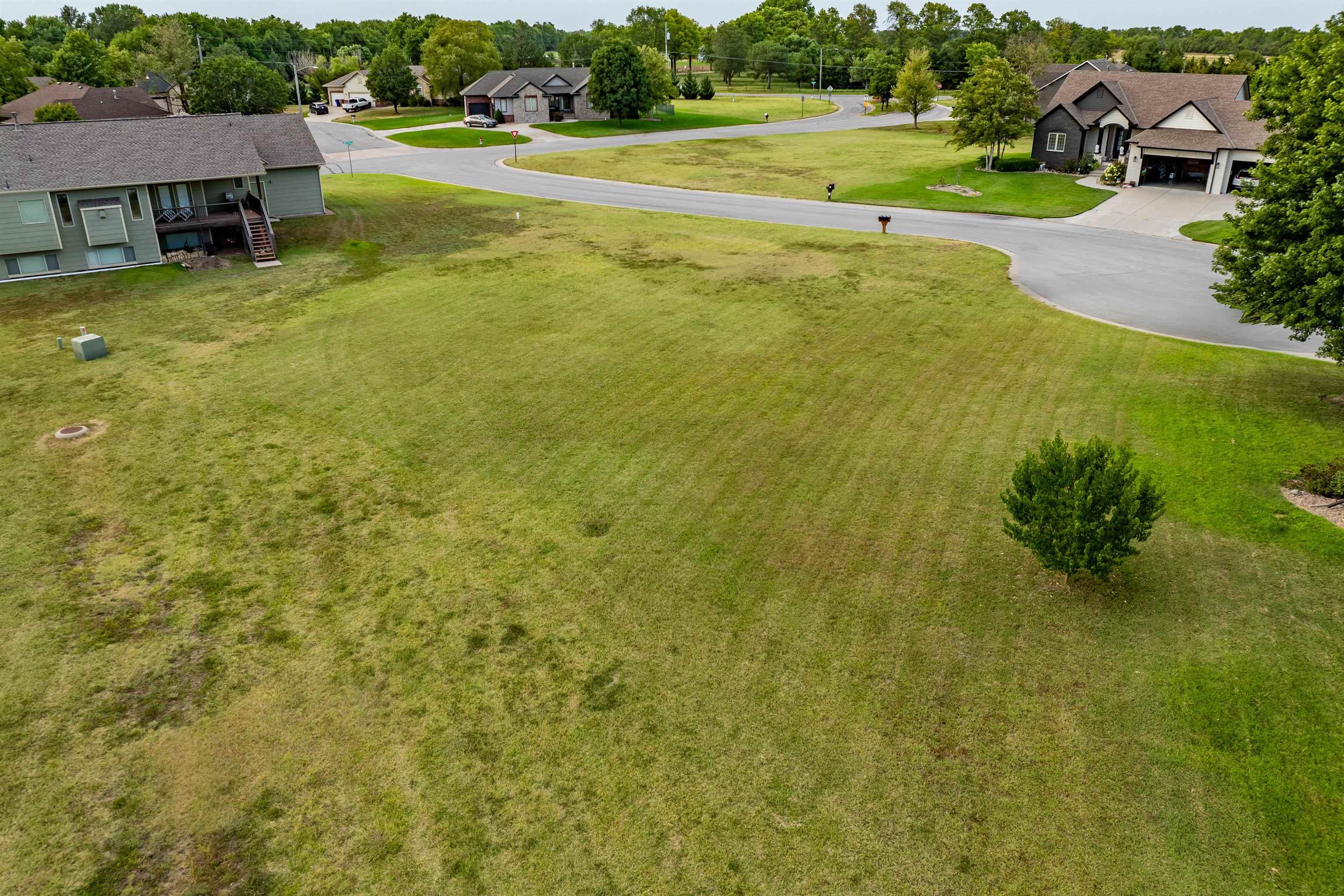 607 E Aspen Creek Ct, Andover, Kansas image 4