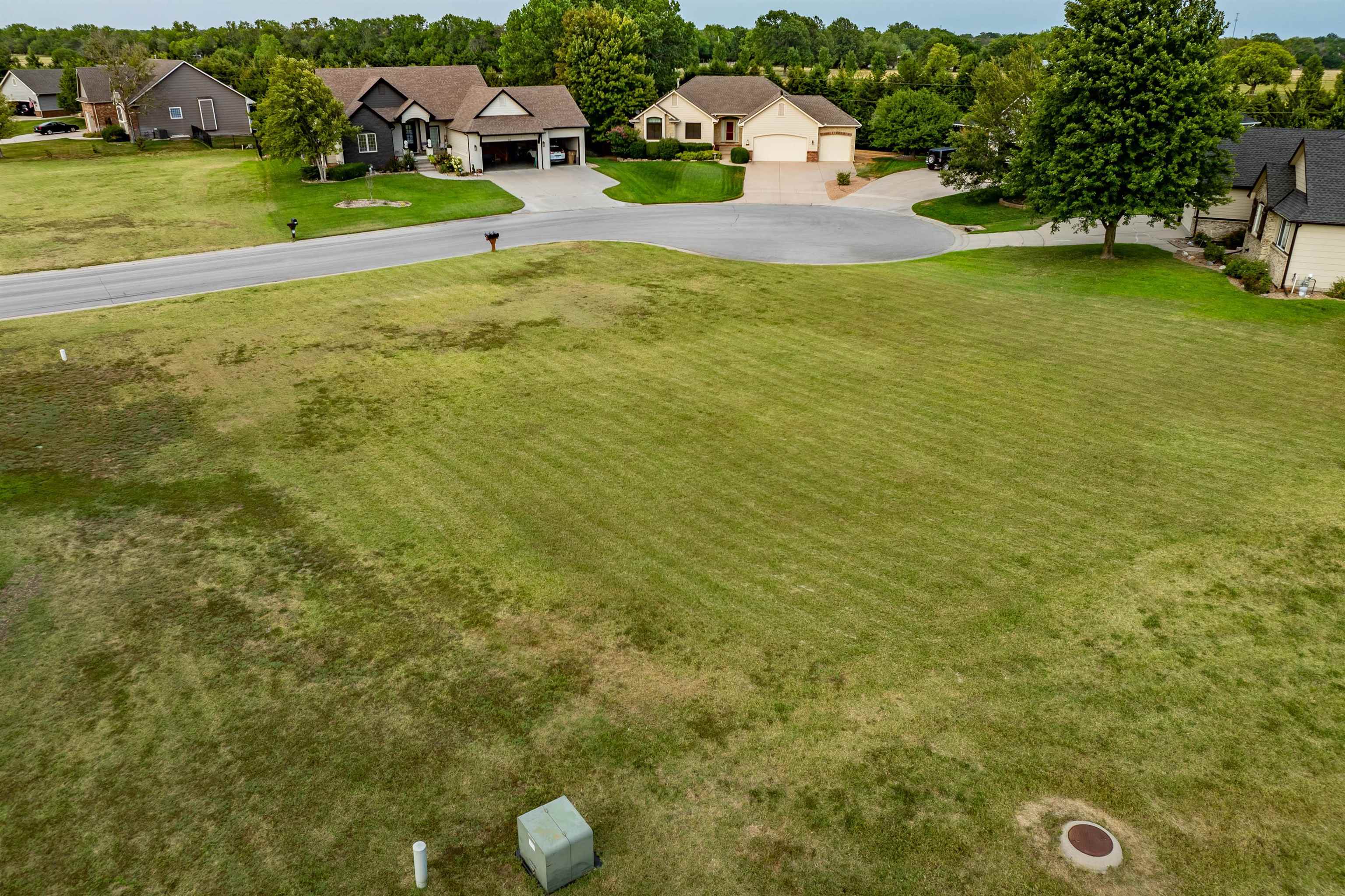 607 E Aspen Creek Ct, Andover, Kansas image 6