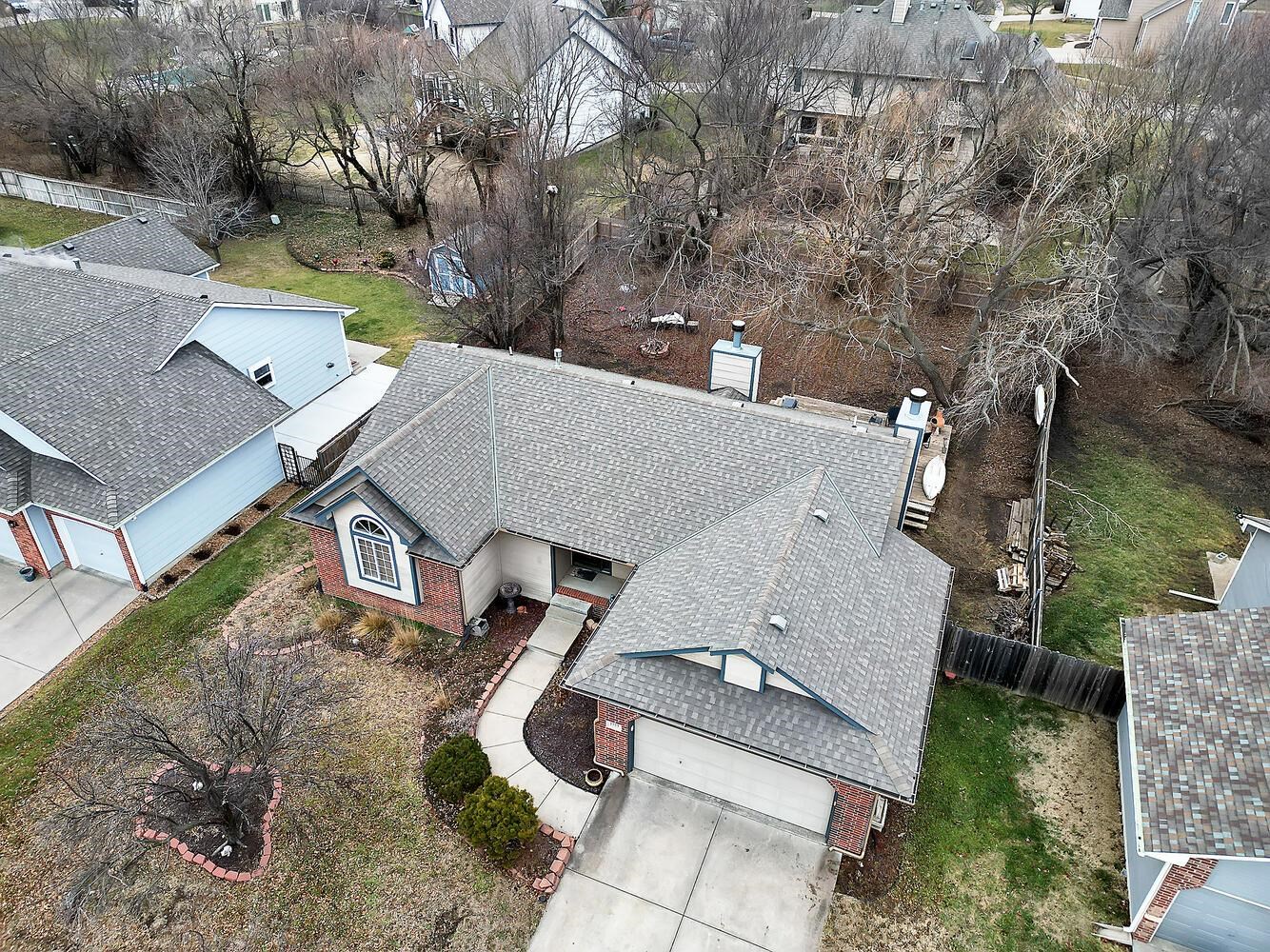 2323 N Brandon Cir, Wichita, Kansas image 3