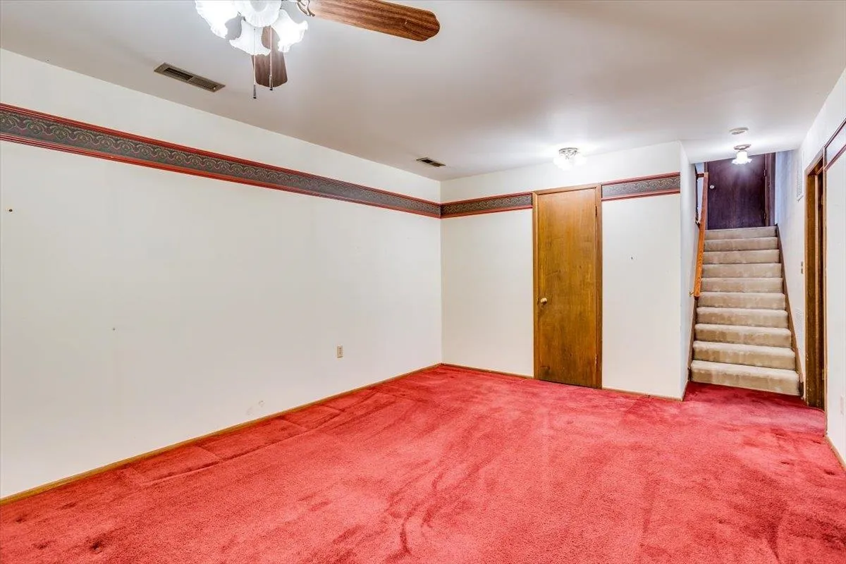 Derby, Kansas 67037, United States, 3 Bedrooms Bedrooms, ,3 BathroomsBathrooms,Residential,Pending,28831